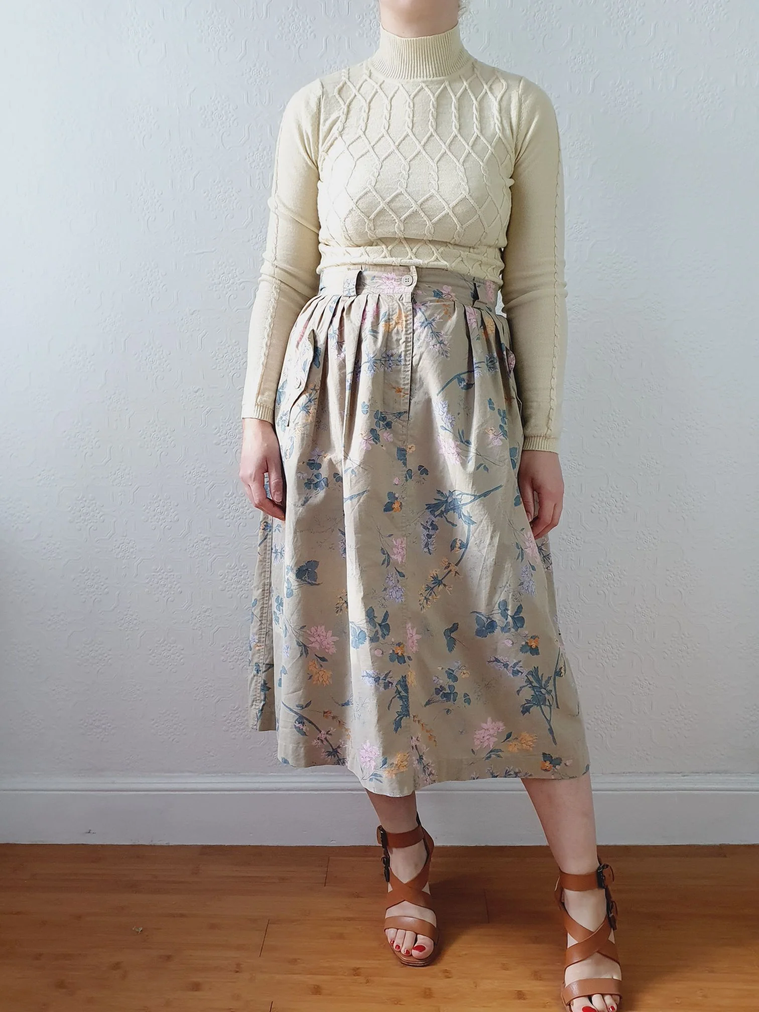 Vintage High Waisted A-Line Khaki Floral Skirt by Mondi - M/L