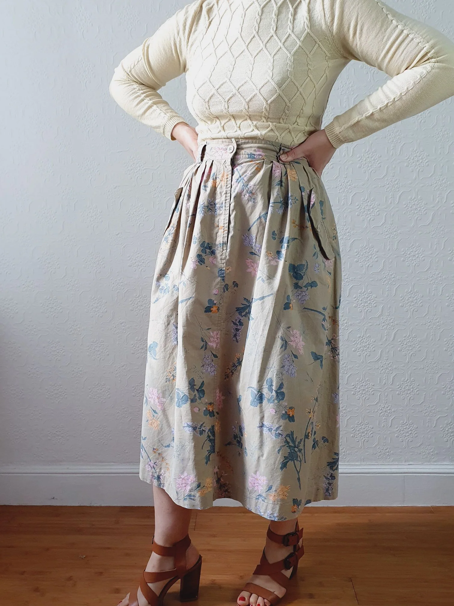Vintage High Waisted A-Line Khaki Floral Skirt by Mondi - M/L - Image 12