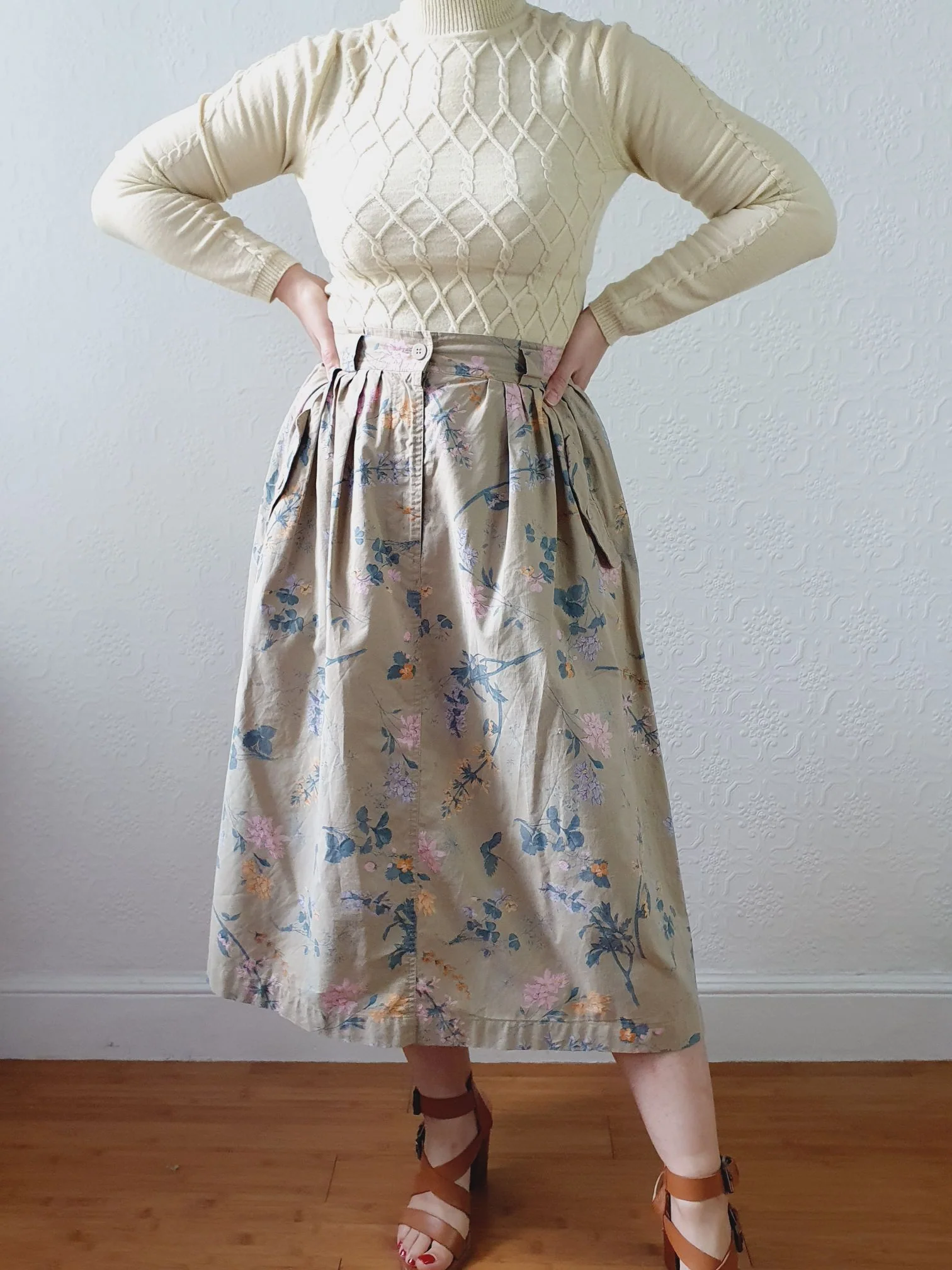 Vintage High Waisted A-Line Khaki Floral Skirt by Mondi - M/L - Image 2