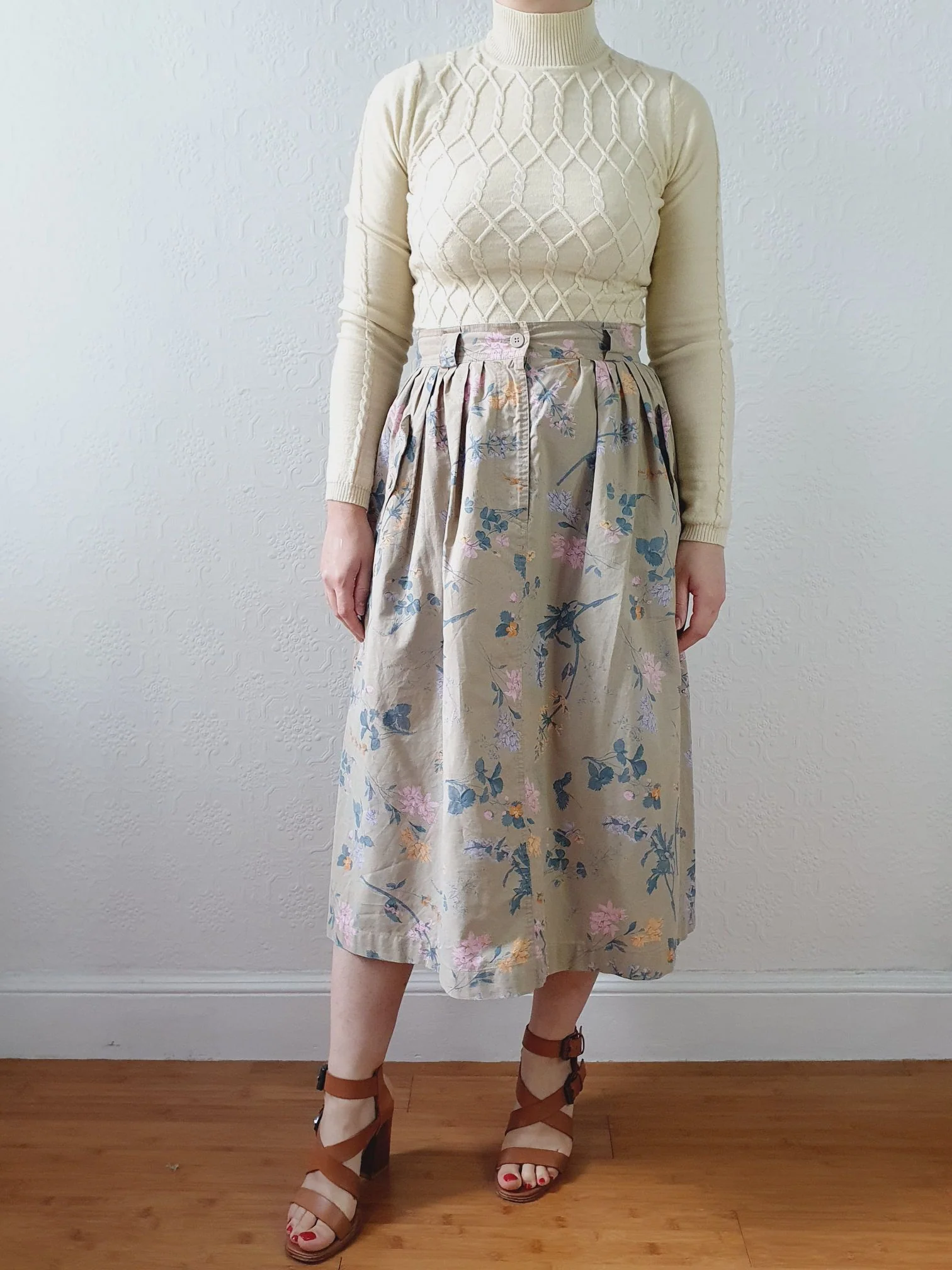 Vintage High Waisted A-Line Khaki Floral Skirt by Mondi - M/L - Image 3