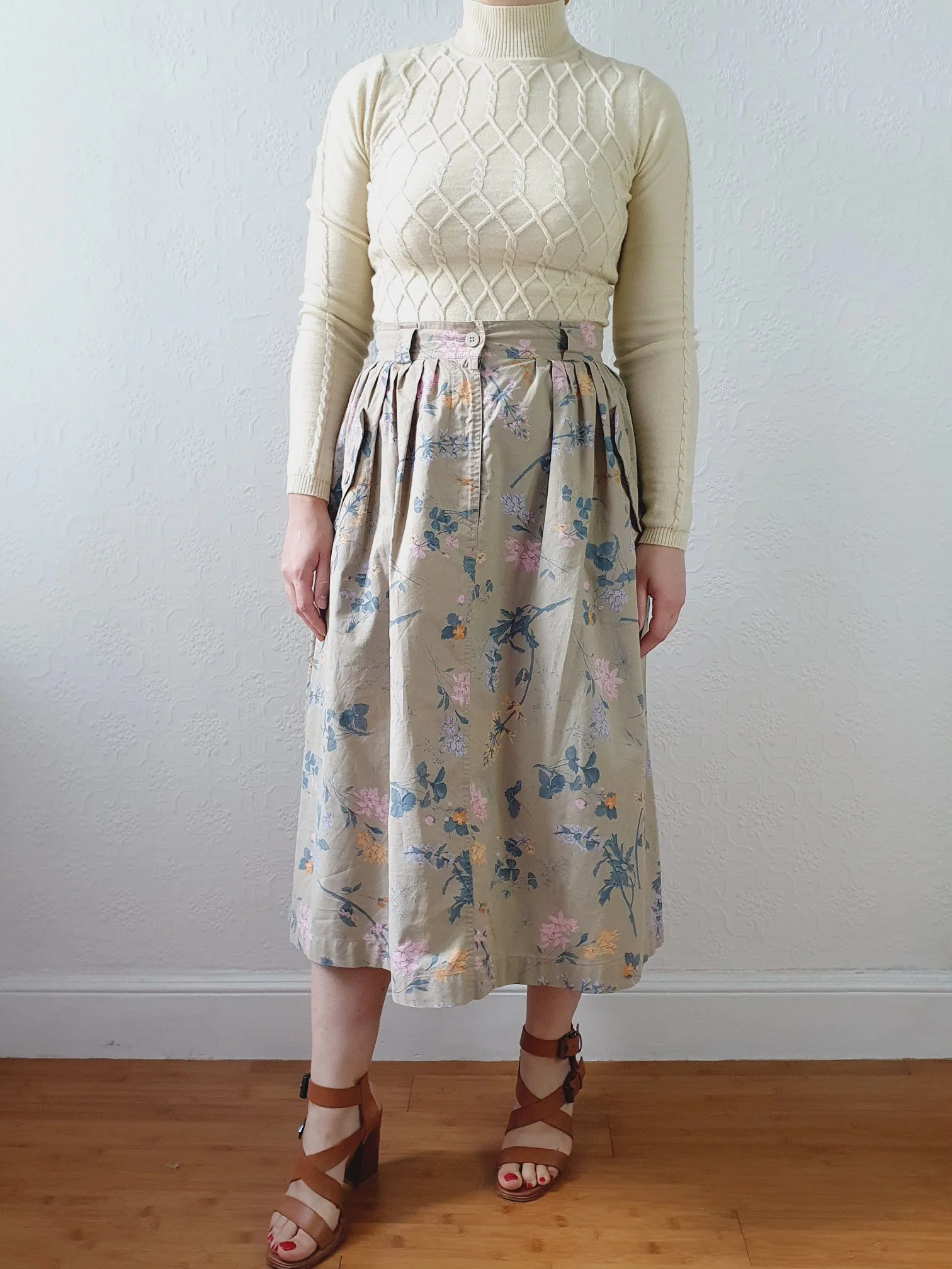 Vintage High Waisted A-Line Khaki Floral Skirt by Mondi - M/L - Image 4