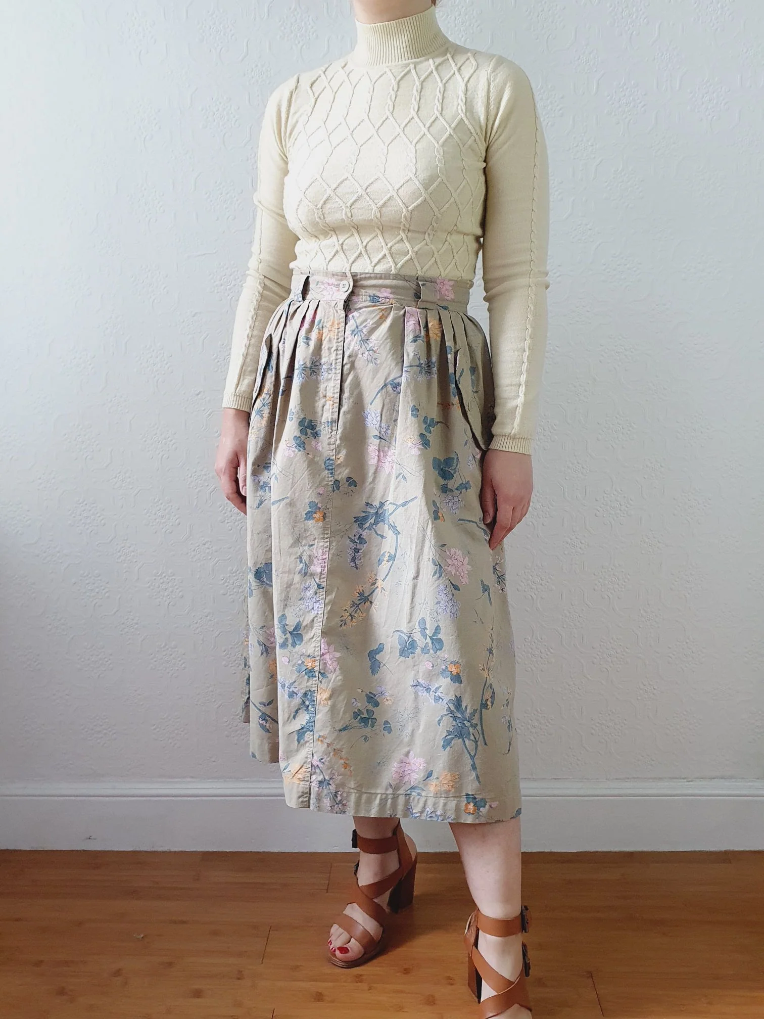 Vintage High Waisted A-Line Khaki Floral Skirt by Mondi - M/L - Image 5