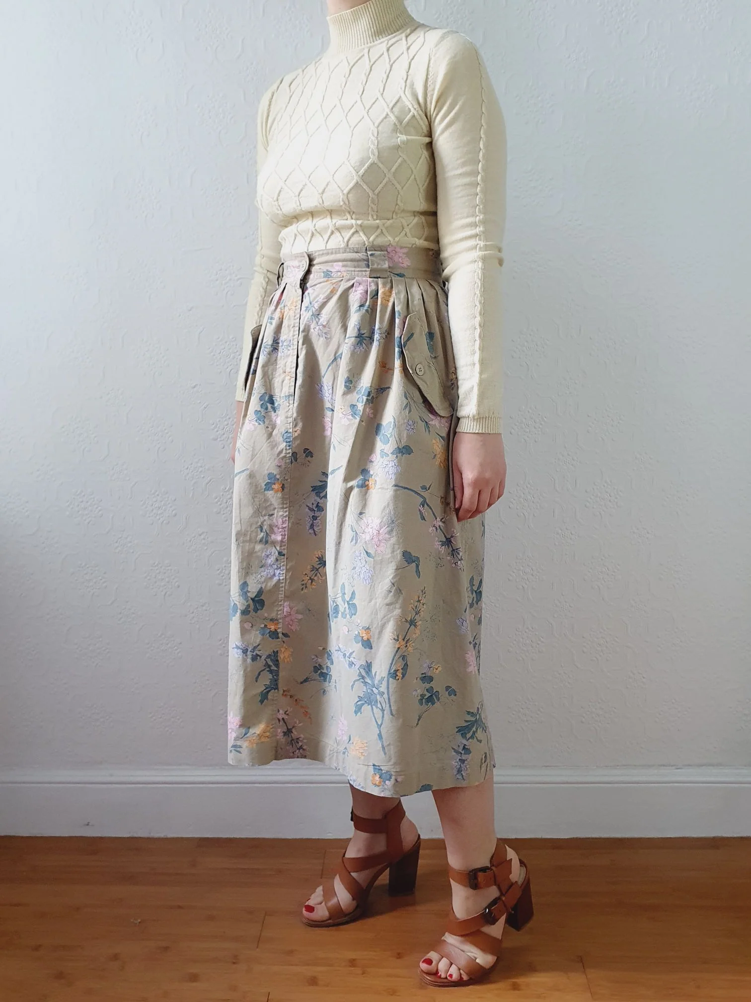 Vintage High Waisted A-Line Khaki Floral Skirt by Mondi - M/L - Image 7