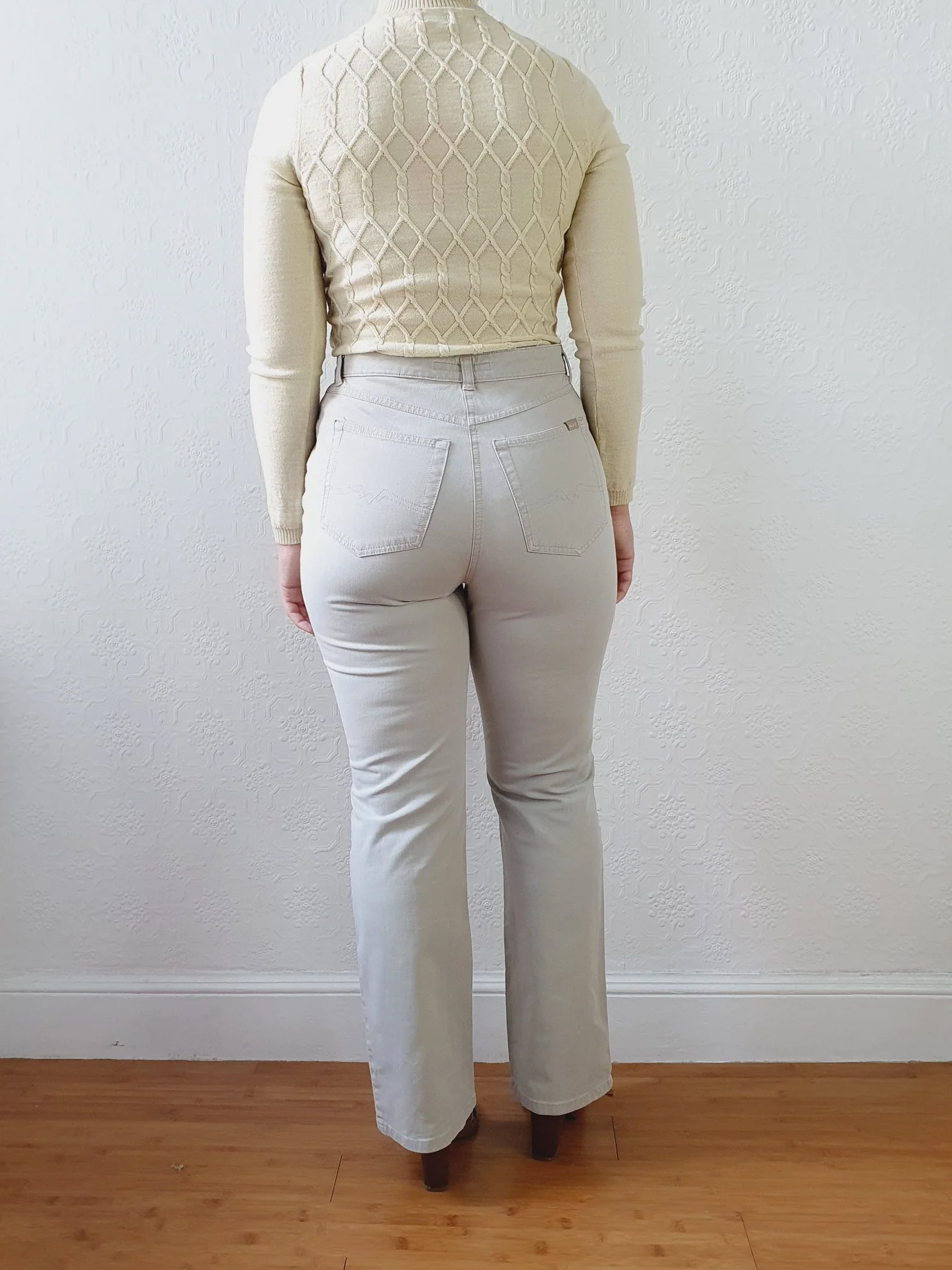 Vintage High Waisted Light Grey MAC Jeans - S/M - Image 3
