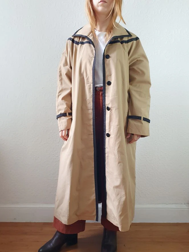 Vintage Honey Single Breasted Trench Coat with Black Accents - S/M - Image 2