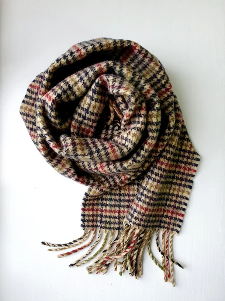 Vintage Houndstooth Lambswool Scarf