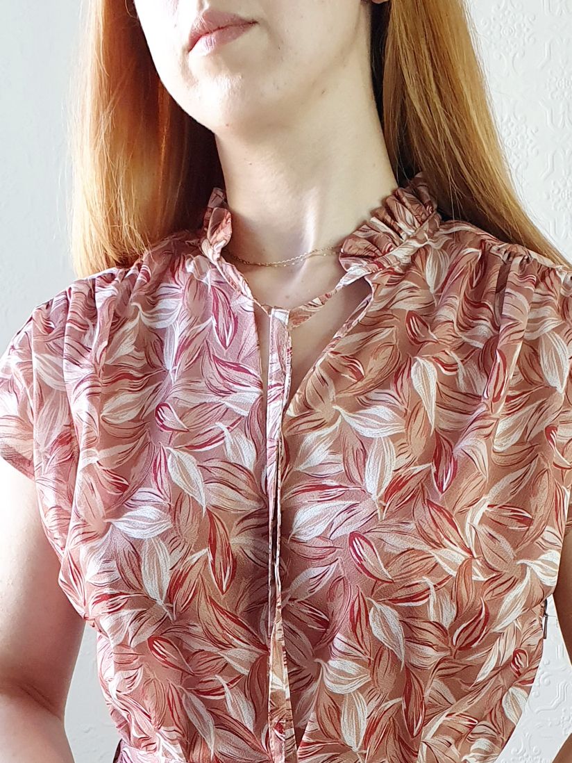 Vintage Leaf Pattern Dress with Pleated Skirt - M - Image 6