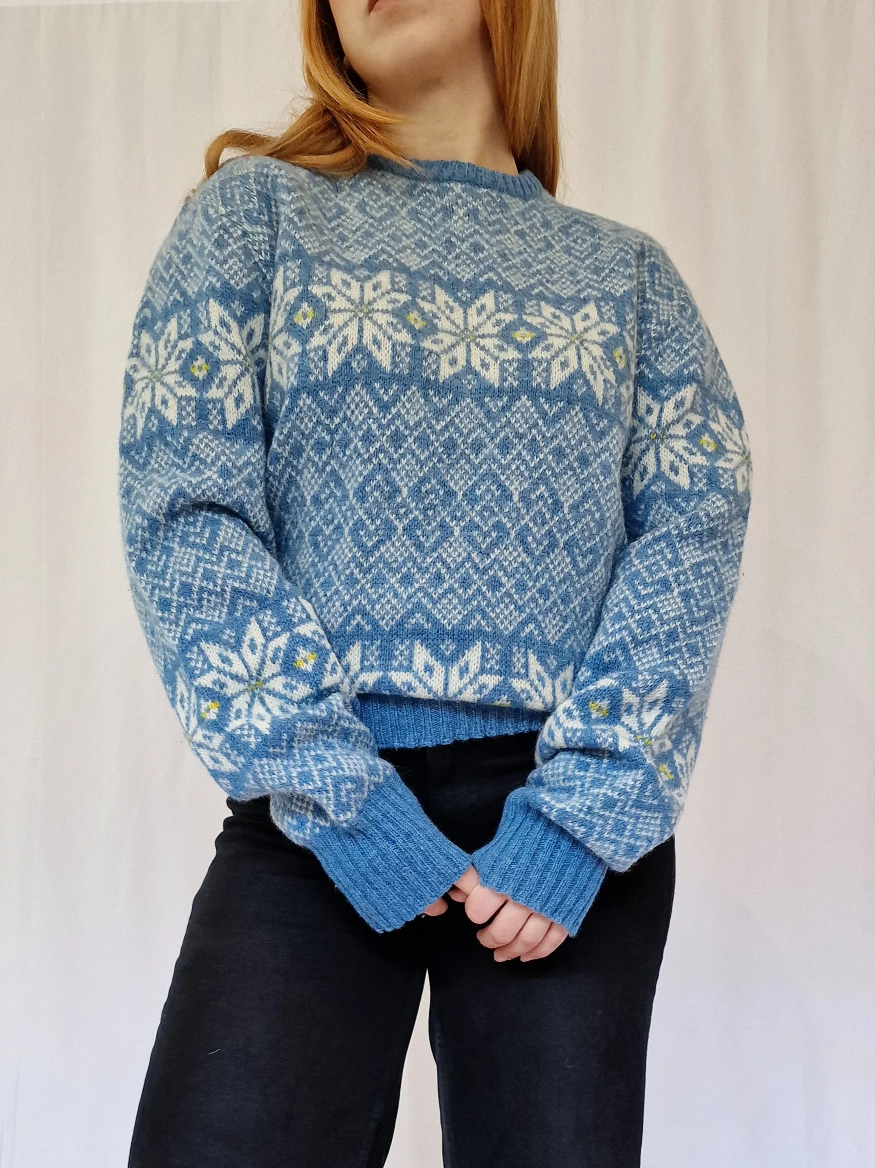 Vintage Light Blue Norwegian Style Jumper with Crew Neck - M/L