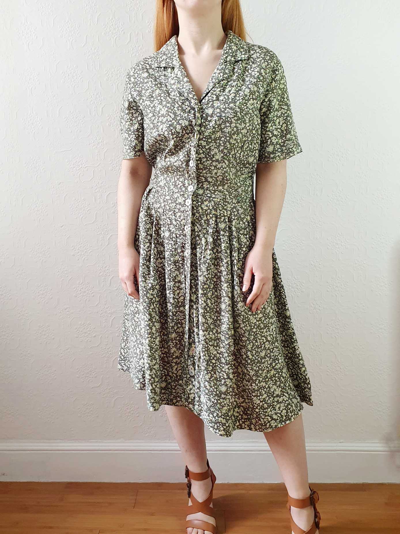 Vintage Light Green Ditsy Floral Short Sleeve Shirt Dress - M/L - Image 4
