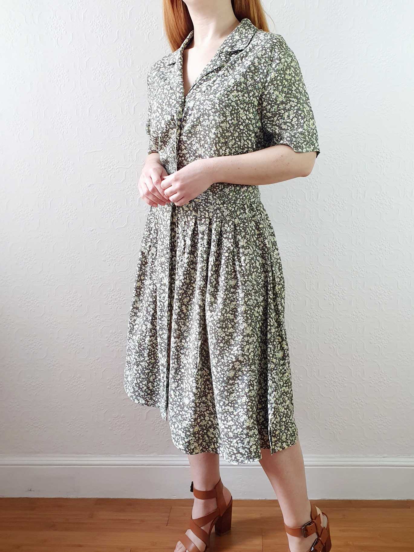 Vintage Light Green Ditsy Floral Short Sleeve Shirt Dress - M/L - Image 6