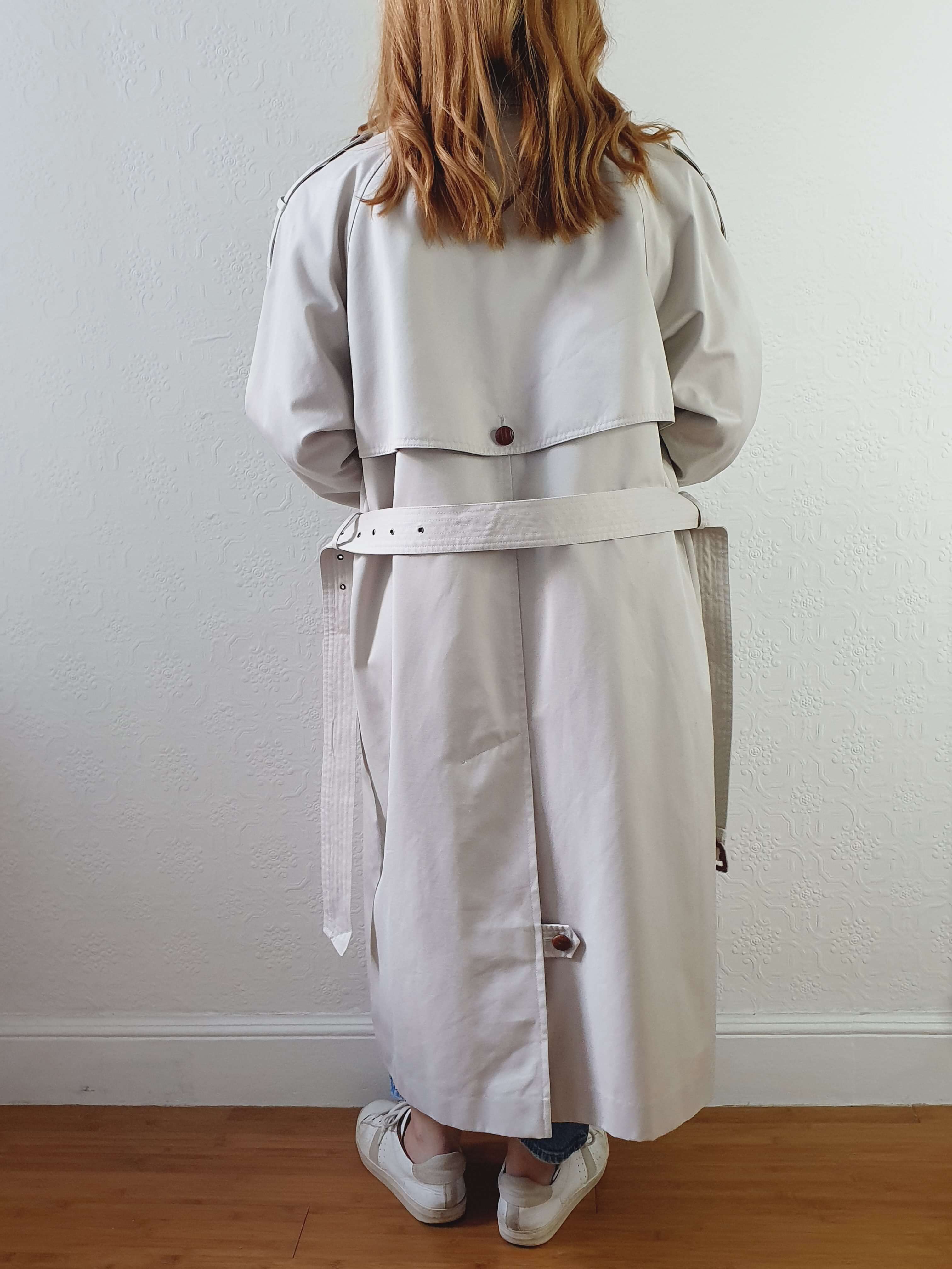 Vintage Light Grey Double Breasted Trench Coat with Belt - M - Image 5