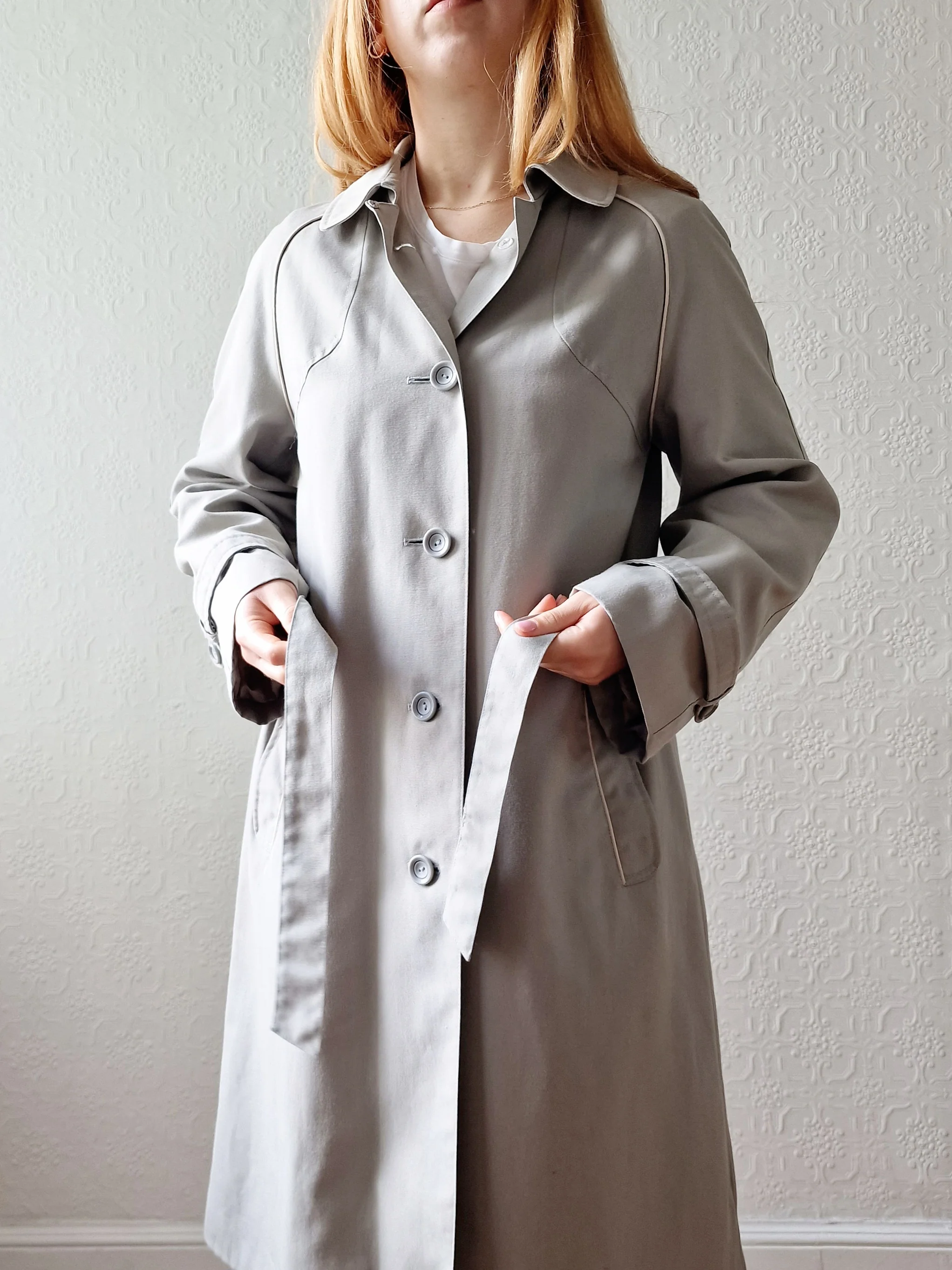 Vintage Lightweight Grey Single Breasted Trench Coat with Belt - S - Image 4
