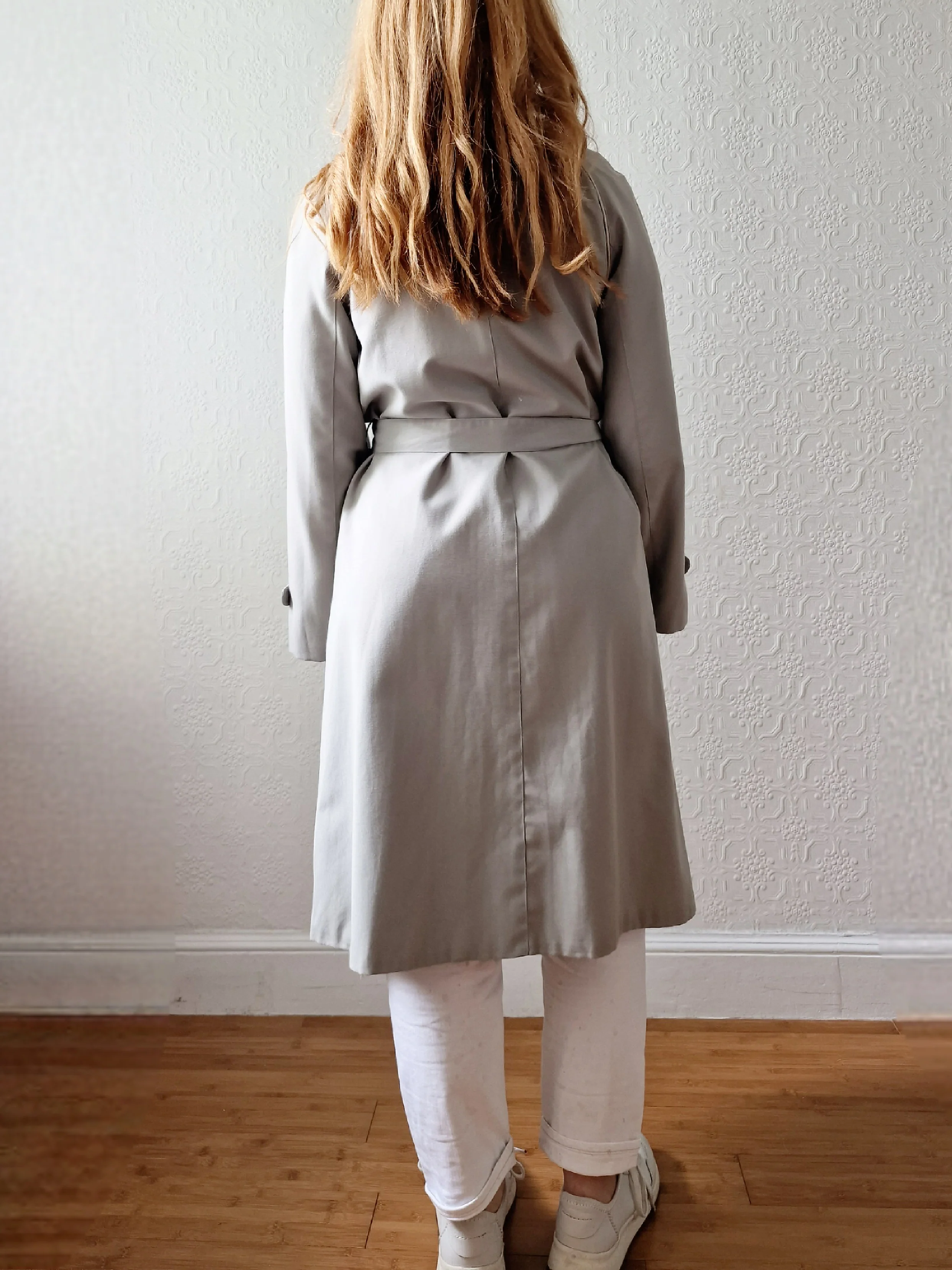 Vintage Lightweight Grey Single Breasted Trench Coat with Belt - S - Image 7