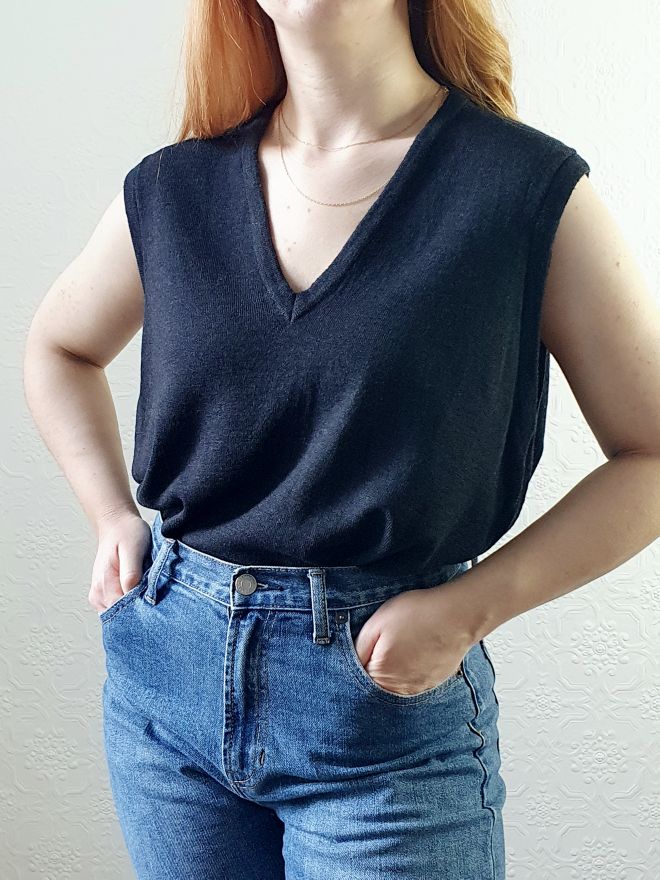 Vintage Merino Wool Vest - M/L - Image 3