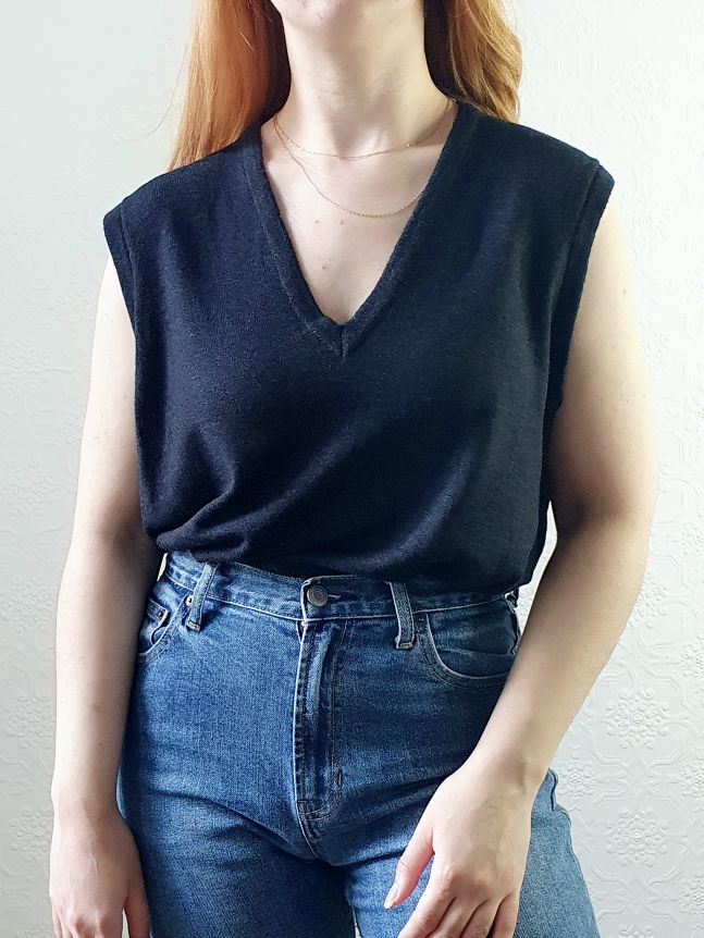 Vintage Merino Wool Vest - M/L - Image 6