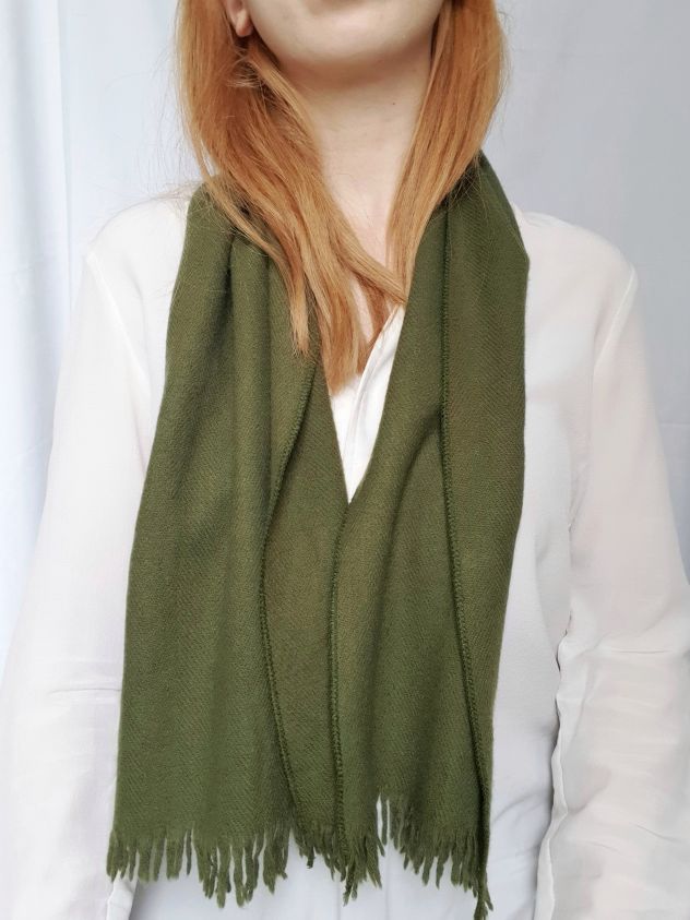 Vintage Moss Green Wool Scarf - Image 5