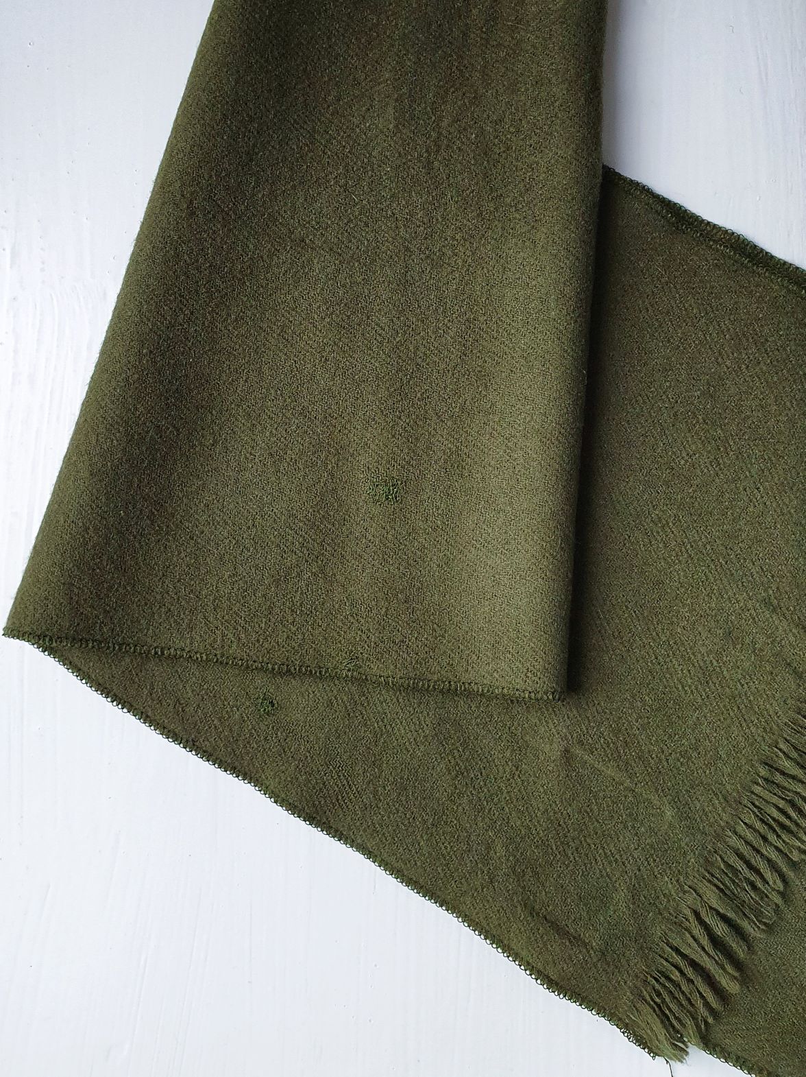 Vintage Moss Green Wool Scarf - Image 6