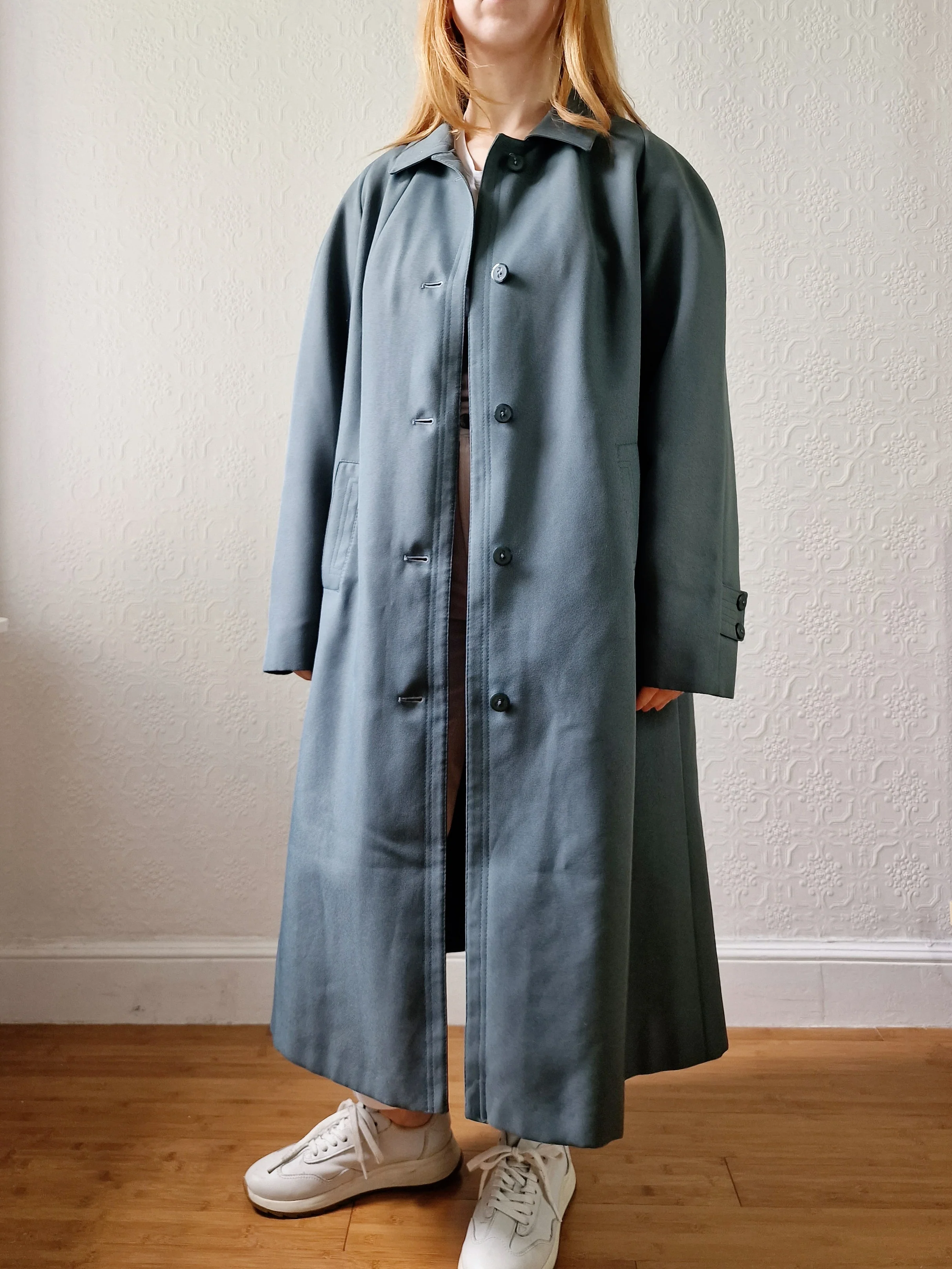 Vintage Muted Green Single Breasted Medium Length Trench Coat with Removable Lining - M/L - Image 2