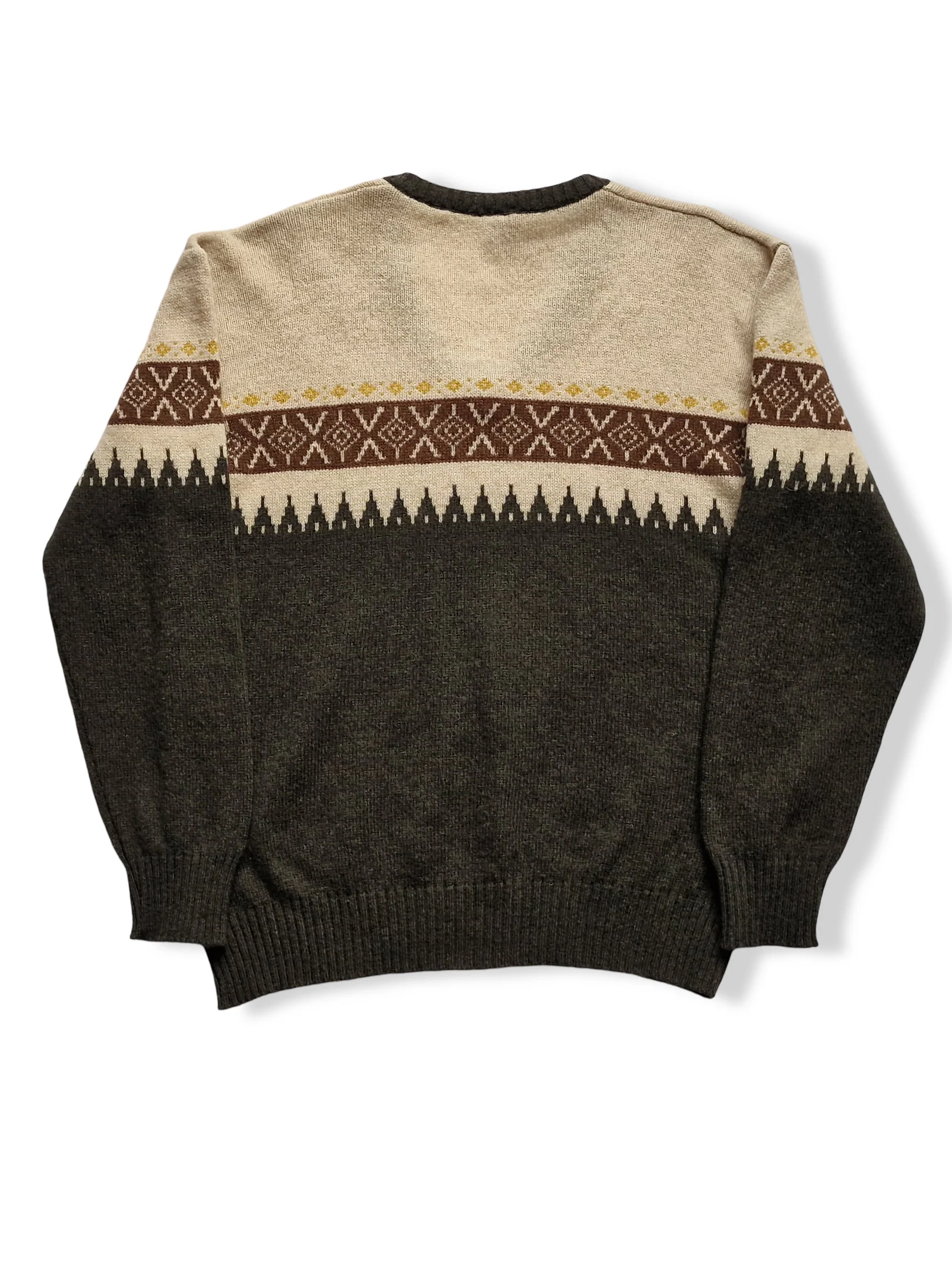Vintage Patterned V-Neck Knitted Jumper - M/L - Image 4