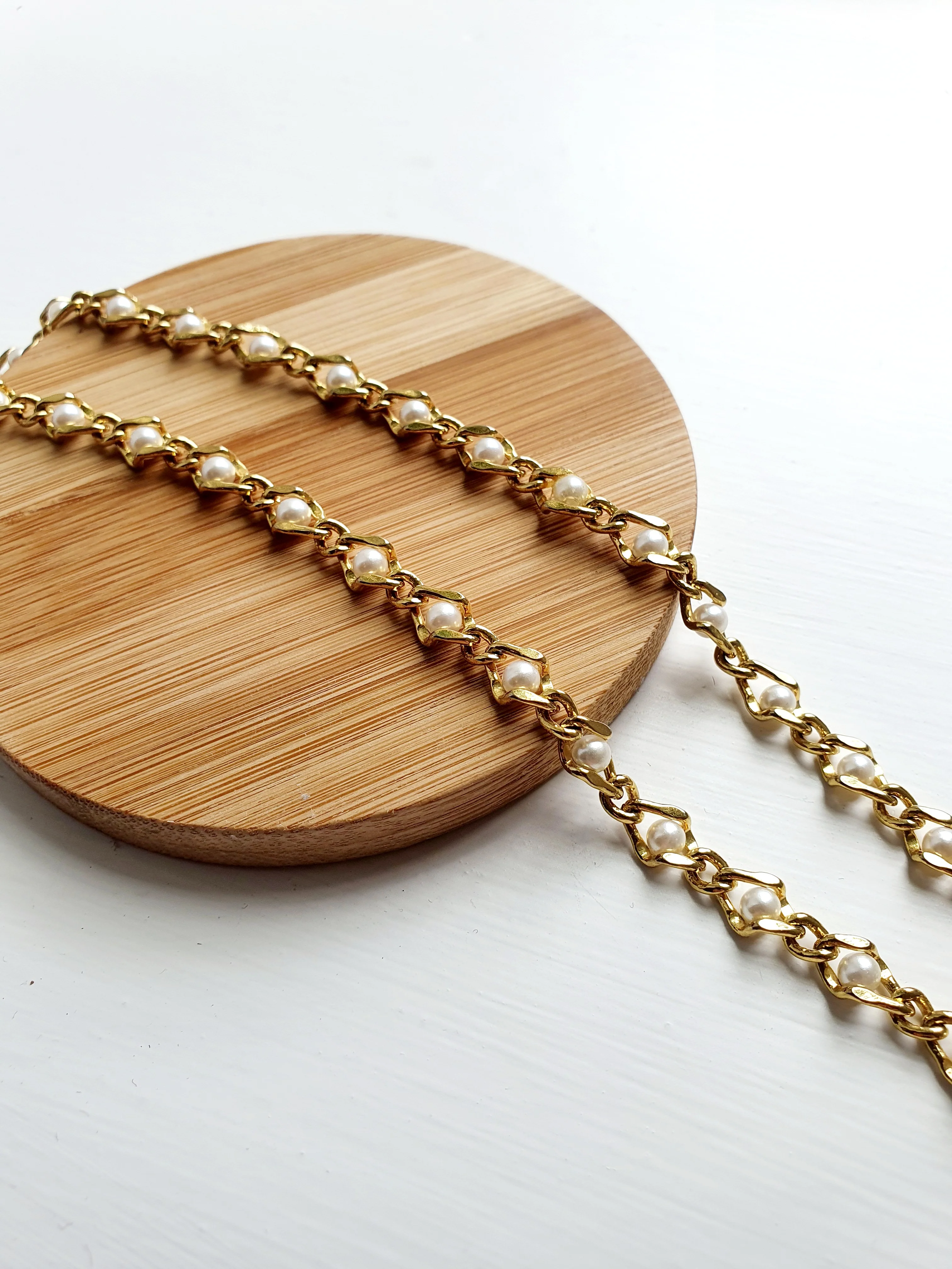 Vintage Pearl Chain - Image 4