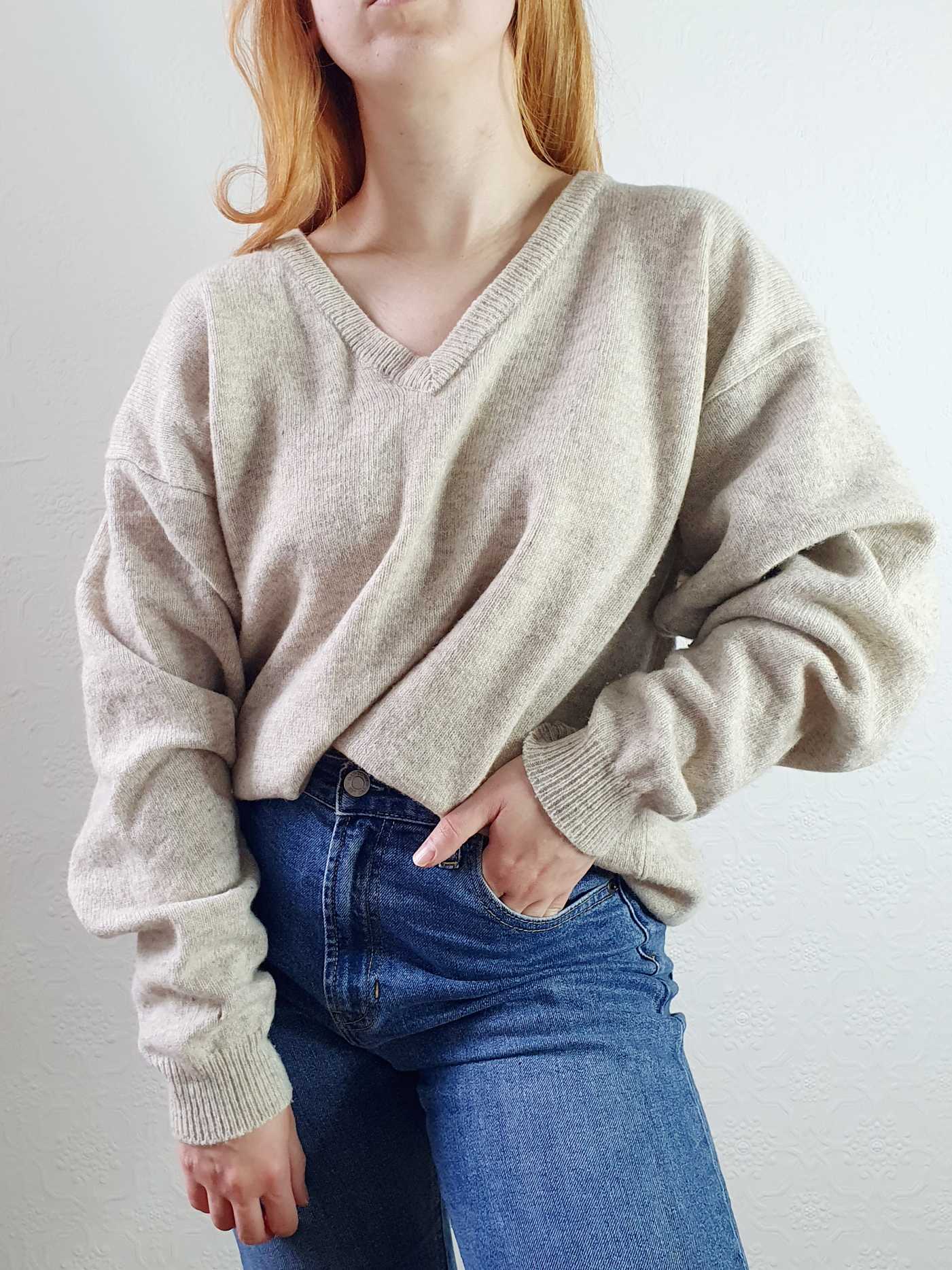 Vintage Pure Wool Beige V-Neck Jumper - XXL - Image 3
