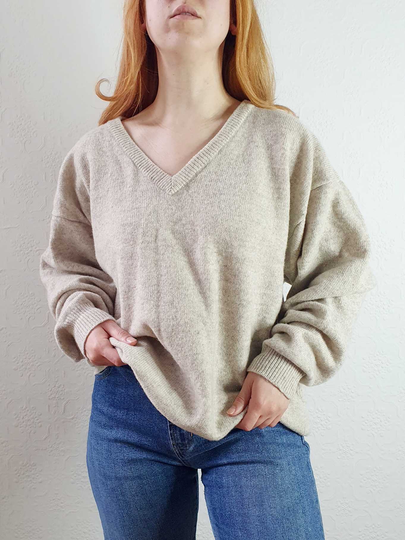 Vintage Pure Wool Beige V-Neck Jumper - XXL - Image 6