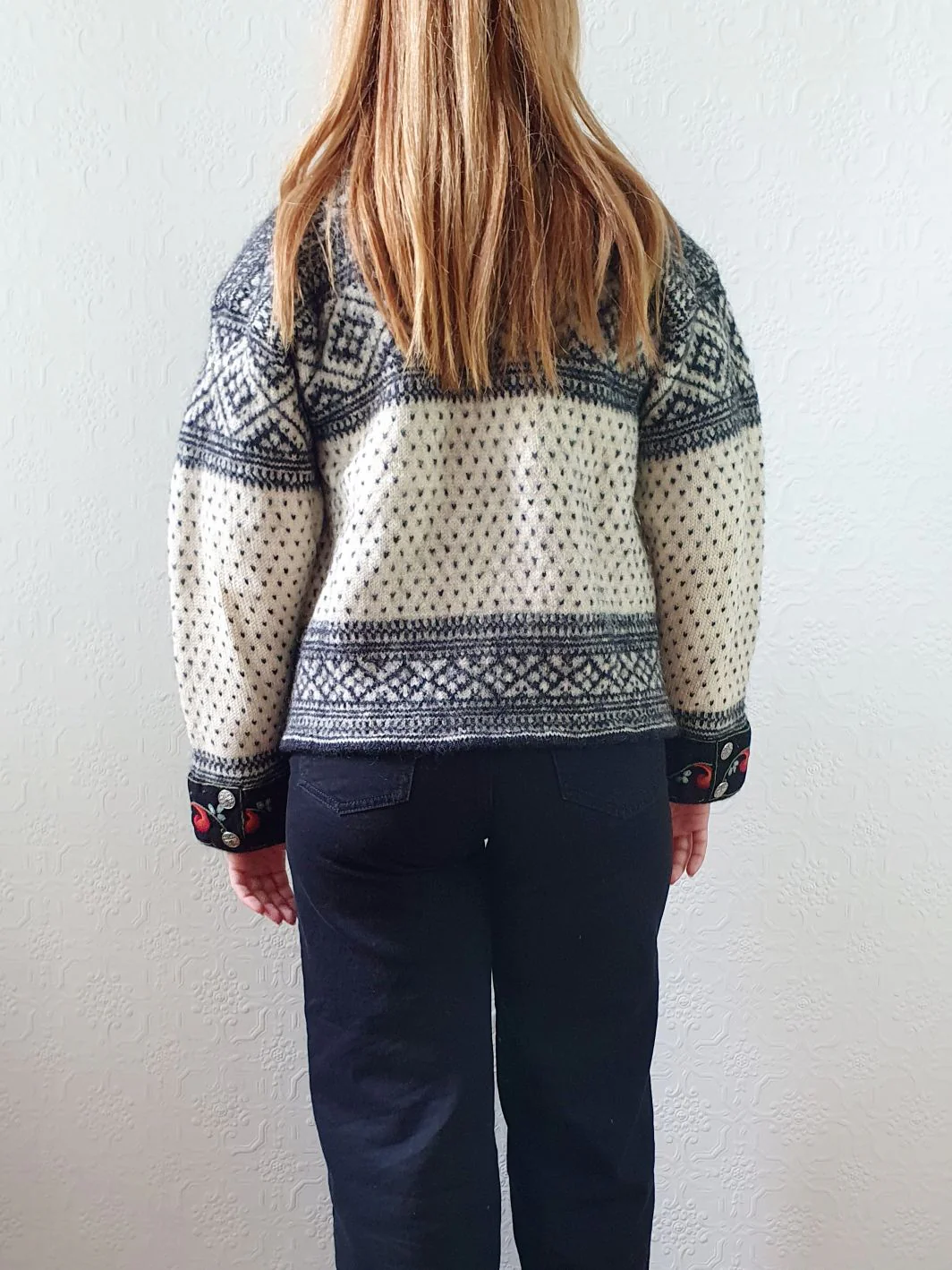 Vintage Pure Wool Cream & Black Norwegian Cardigan with Metal Clasps - S/M - Image 6