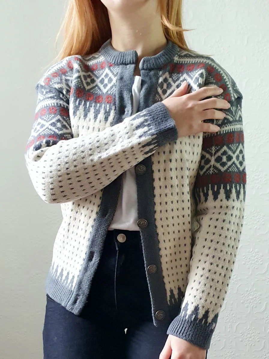 Vintage Pure Wool Cream & Grey Knitted Norwegian Cardigan - XS/S - Image 8