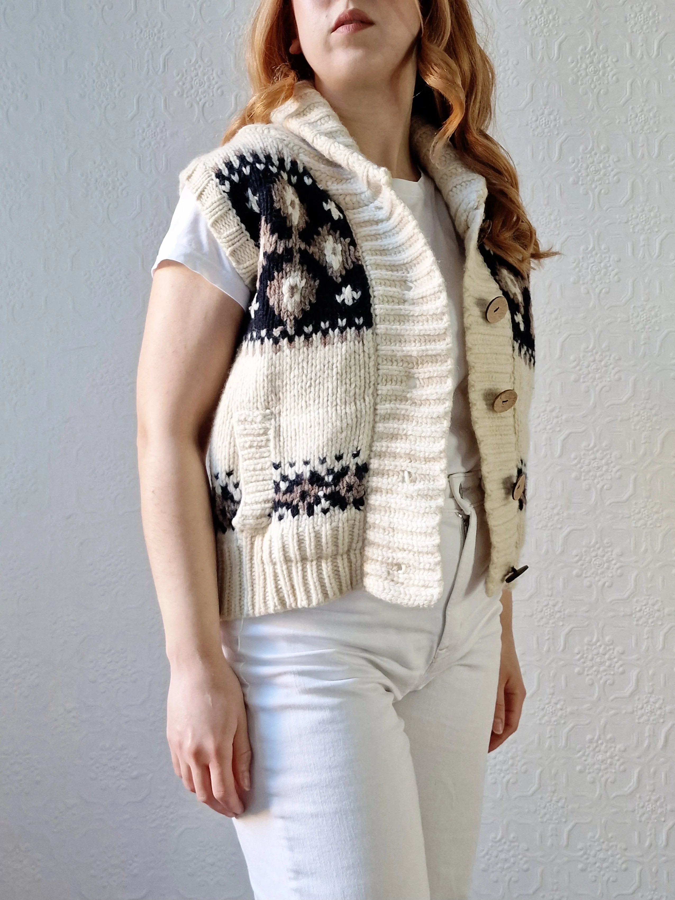 Vintage Pure Wool Cream Knitted Norwegian Style Sleeveless Vest - M - Image 4