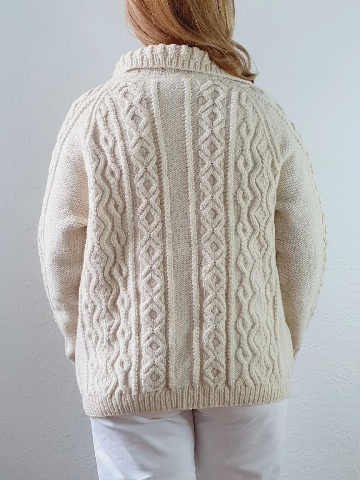 Vintage Pure Wool Handknitted Cream Aran Cardigan - S/M - Image 4