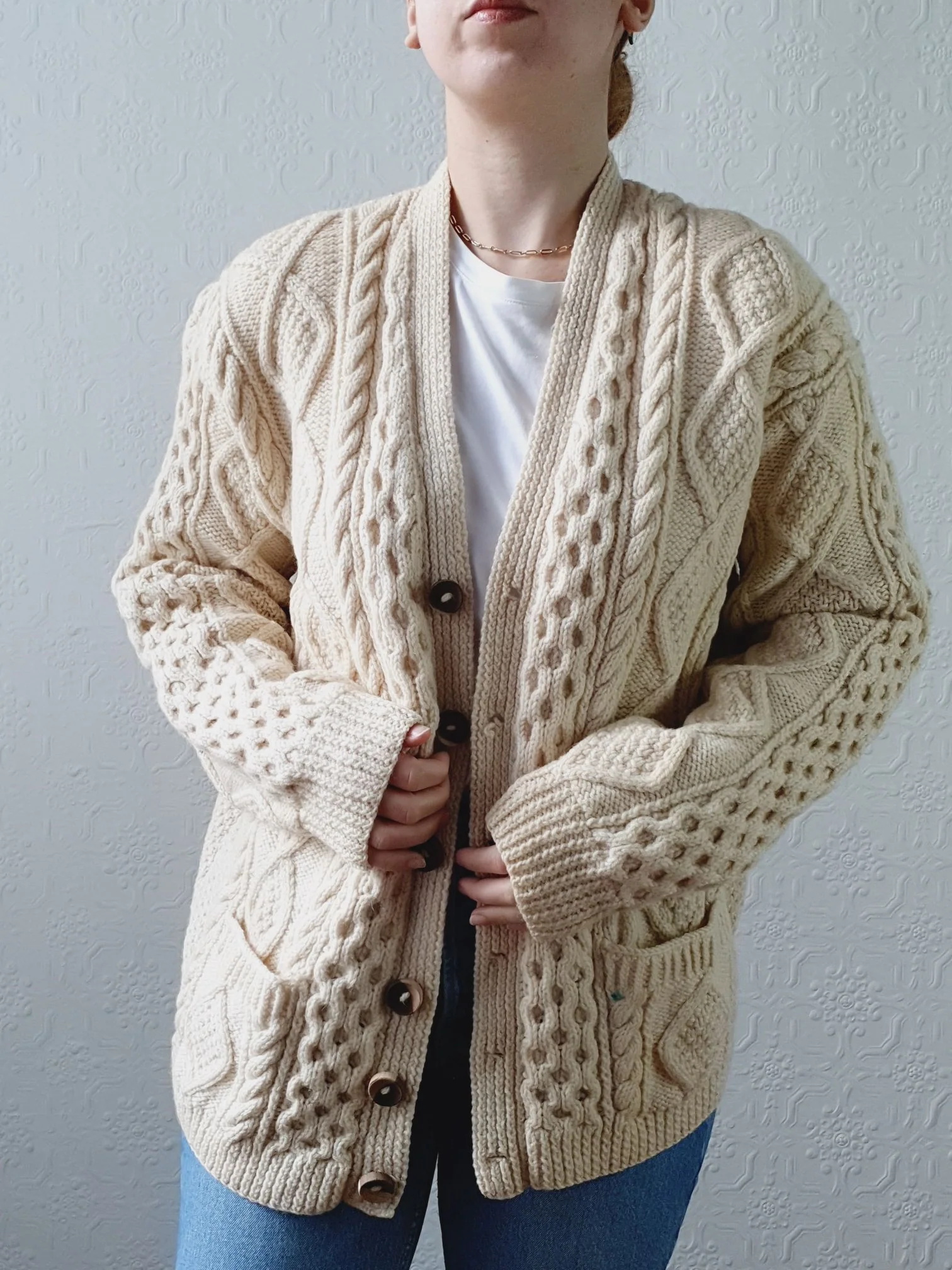 Vintage Pure Wool Handknitted V-Neck Cream Aran Cardigan - L - Image 2