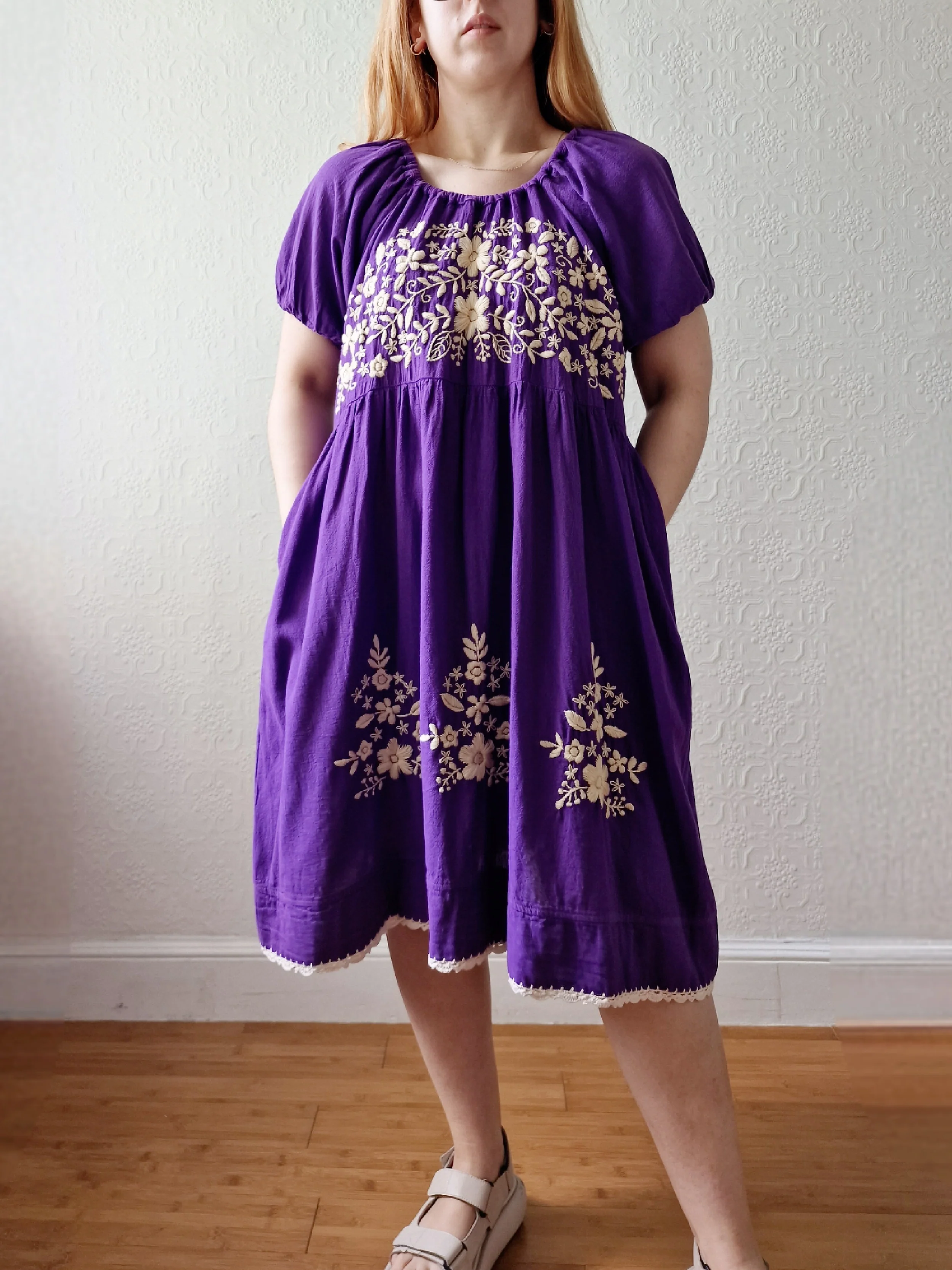 Vintage Purple Folk Style Embroidered Midi Dress with Puff Sleeves - M - Image 2