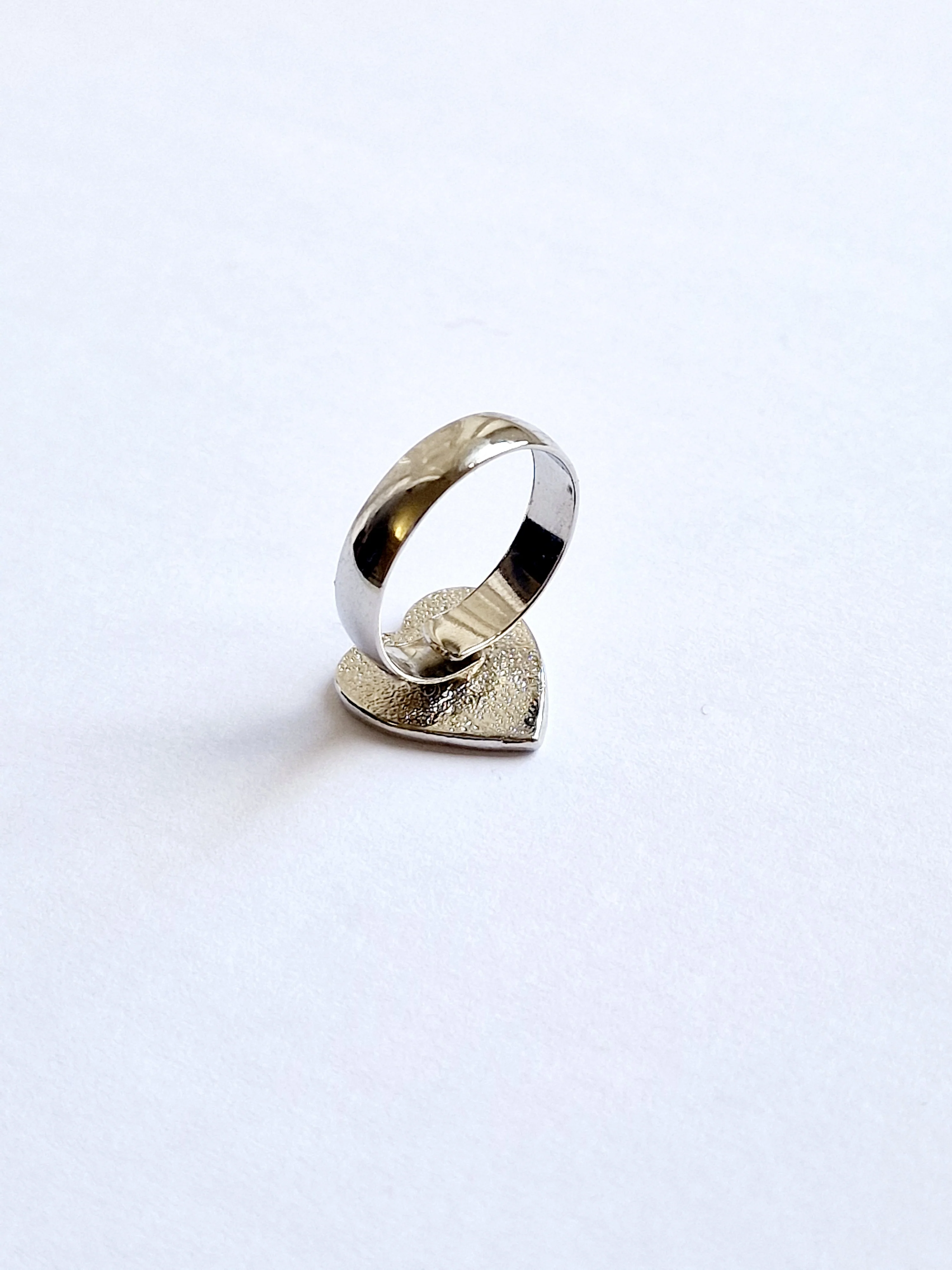 Vintage Silver Plated 'Amor' Heart Ring - Image 4
