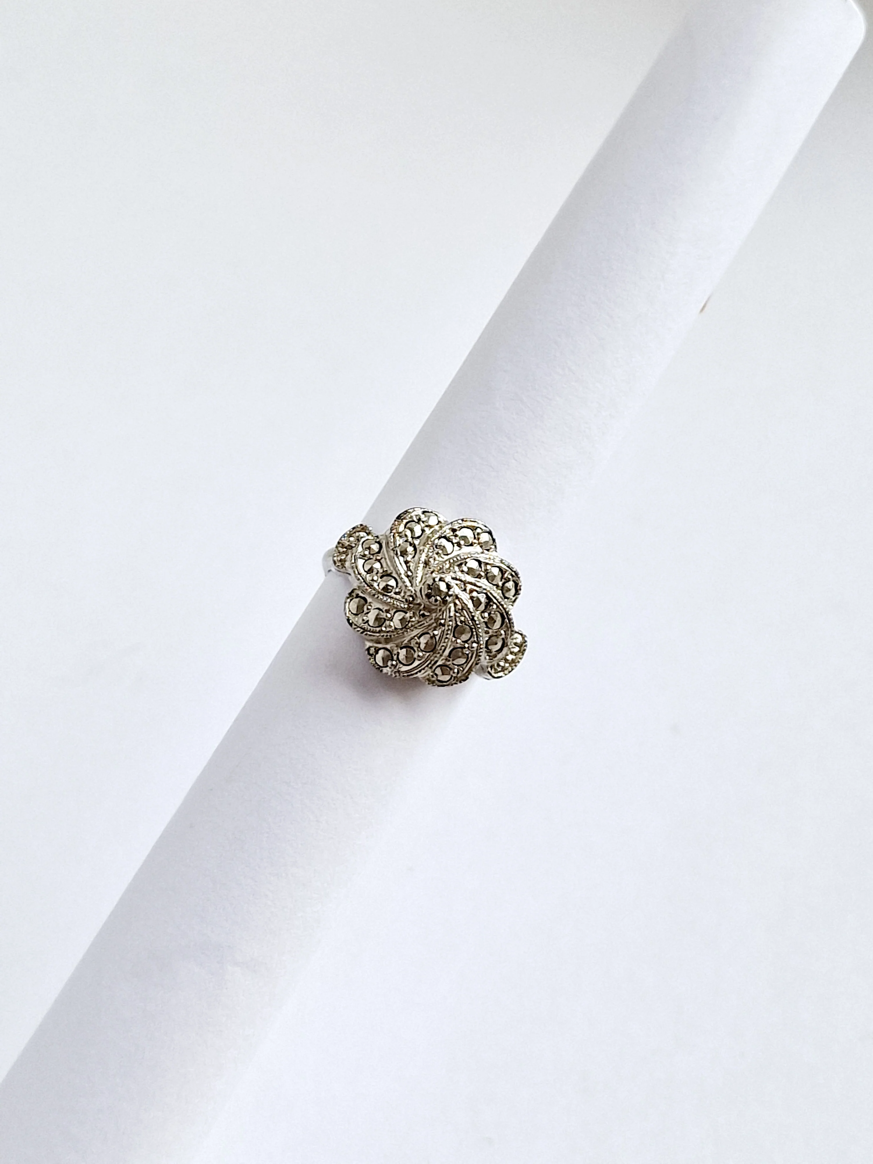 Vintage Silver Plated Art Deco Style Ring with Clear Crystals - Image 2
