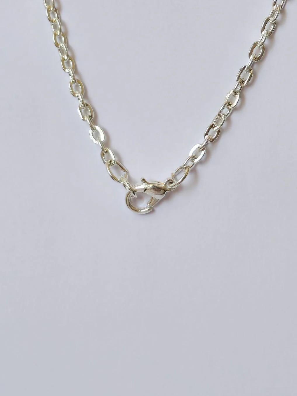 Vintage Silver Plated Cable Chain Pendant Necklace with Blue Enamel Charm - Image 6