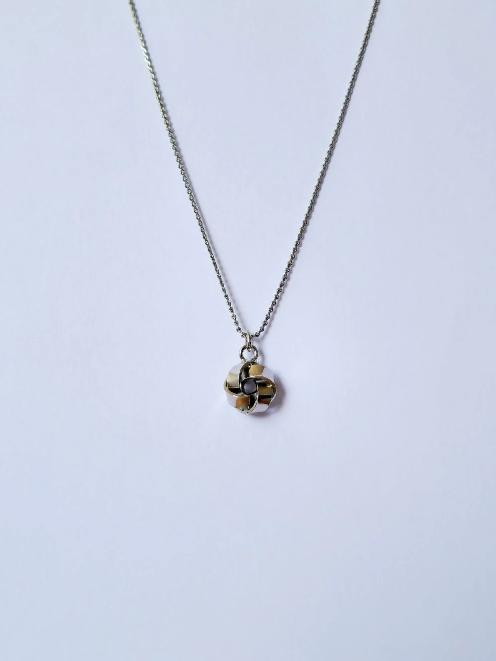 Vintage Silver Plated Chain Pendant Necklace with Twisted Knot Charm - Image 5