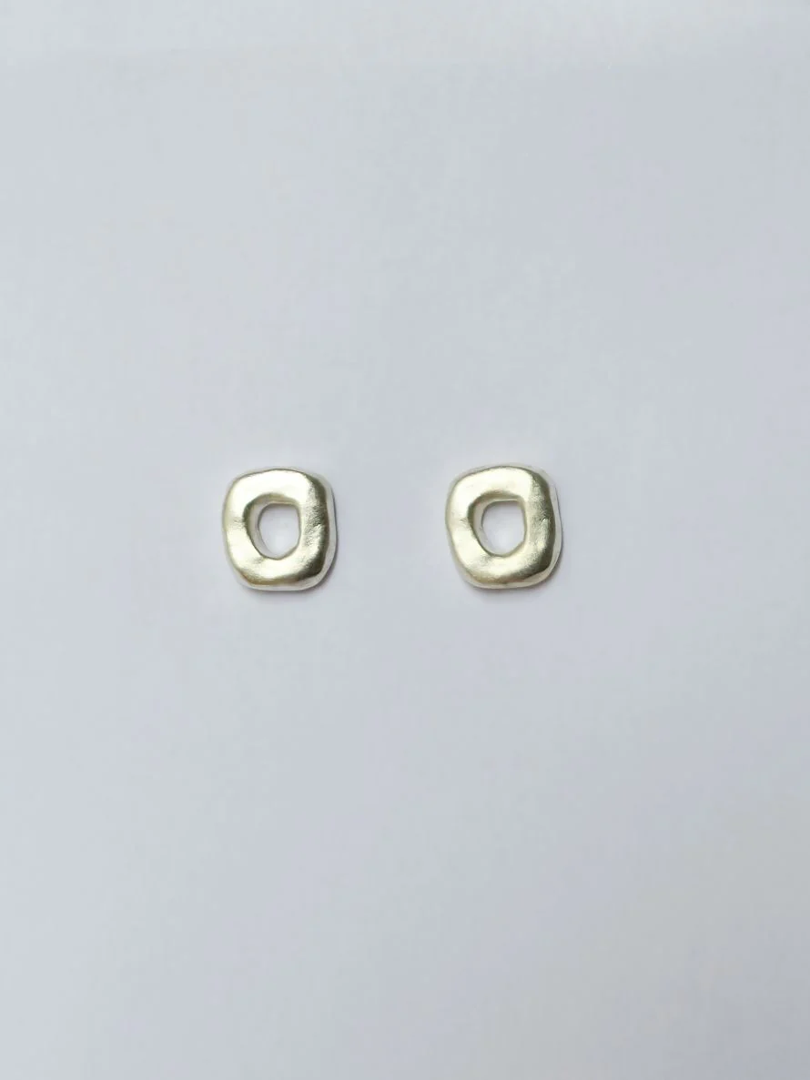Vintage Silver Plated Chunky Organic Circle Matt Stud Earrings