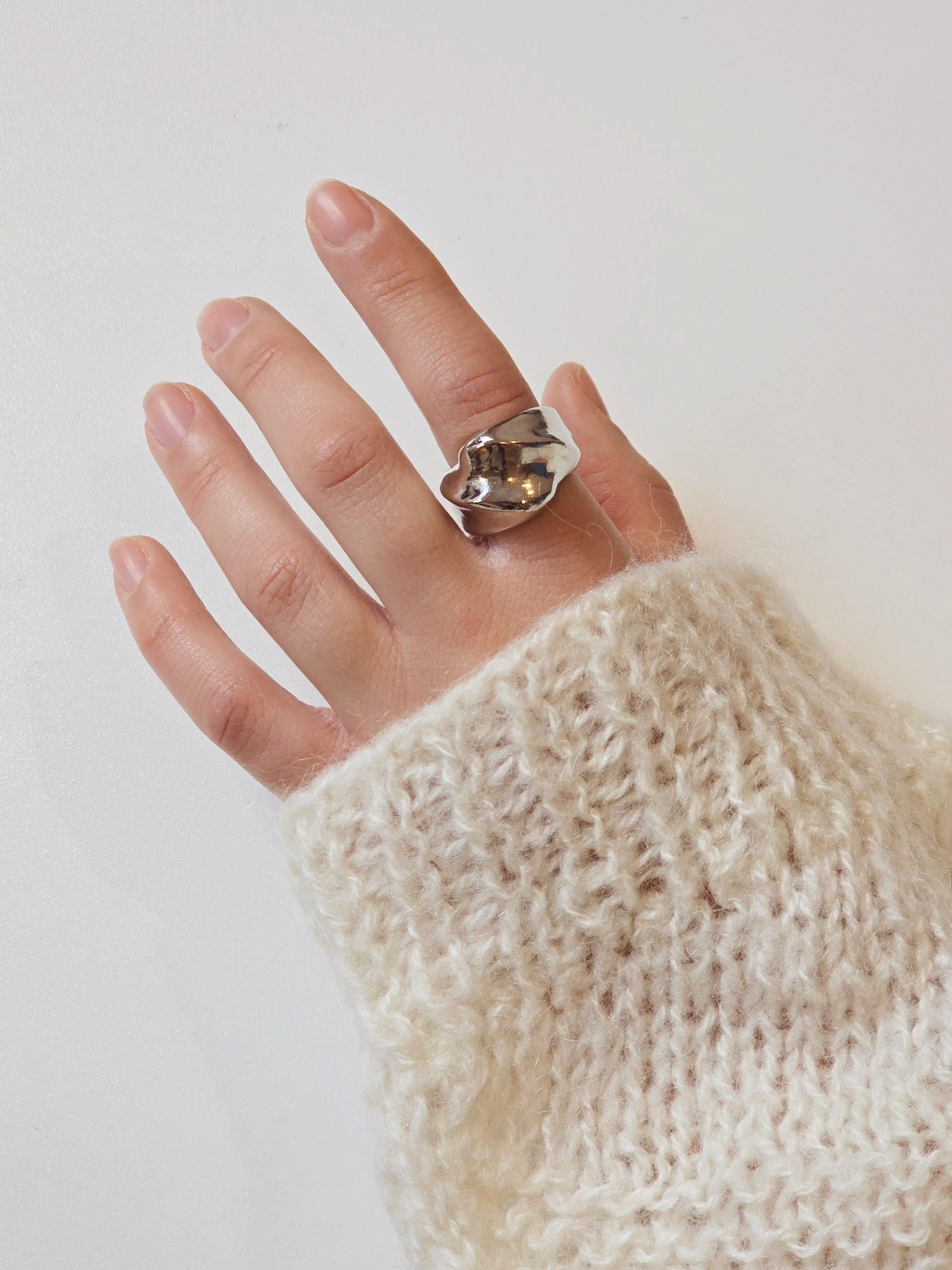 Vintage Silver Plated Chunky Textured Ring - Image 2