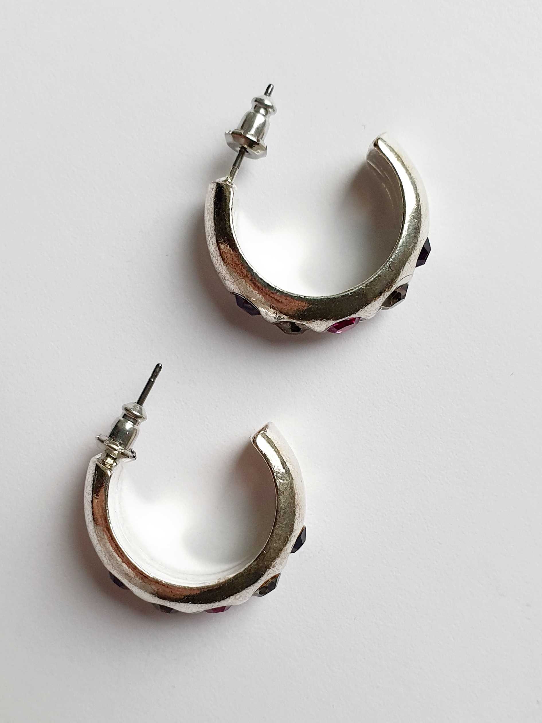 Vintage Silver Plated Hoop Stud Earrings with Purple Stones - Image 5
