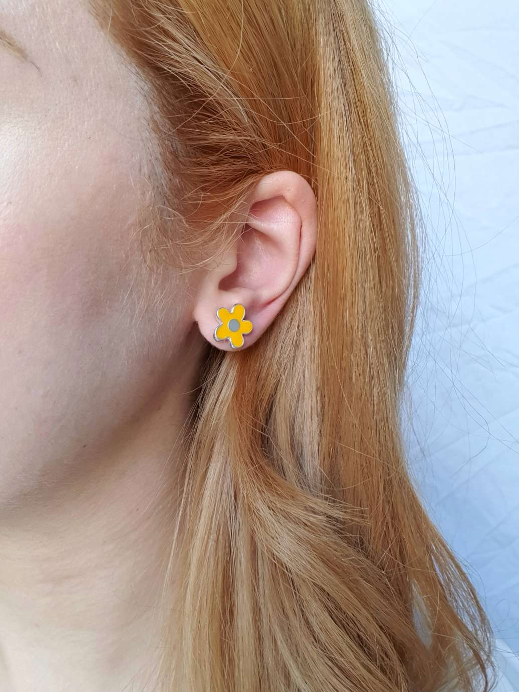 Vintage Silver Plated Mustard Enamel Flower Stud Earrings - Image 2