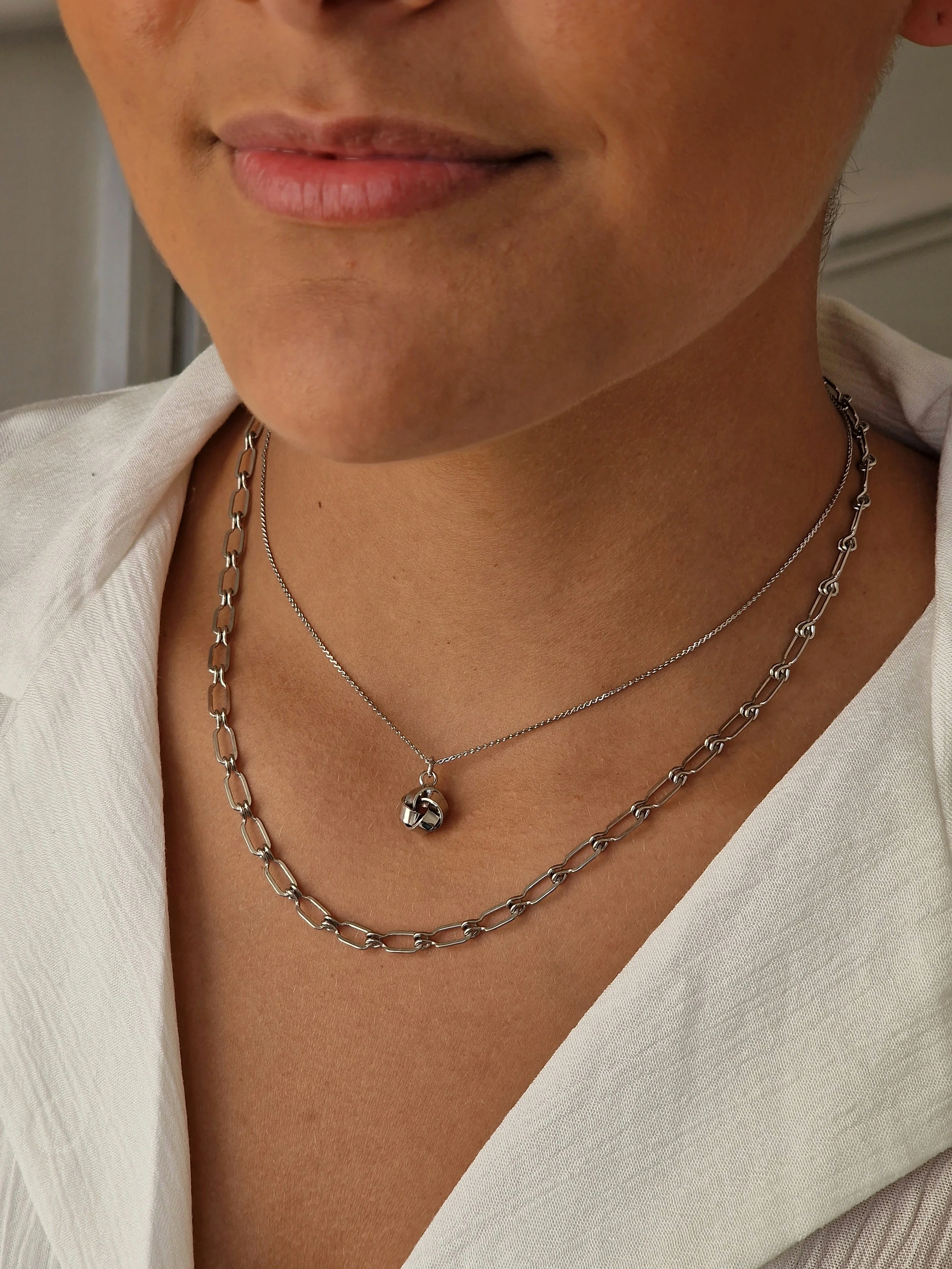 Vintage Silver Plated Paperclip Style Chain Necklace - Image 6