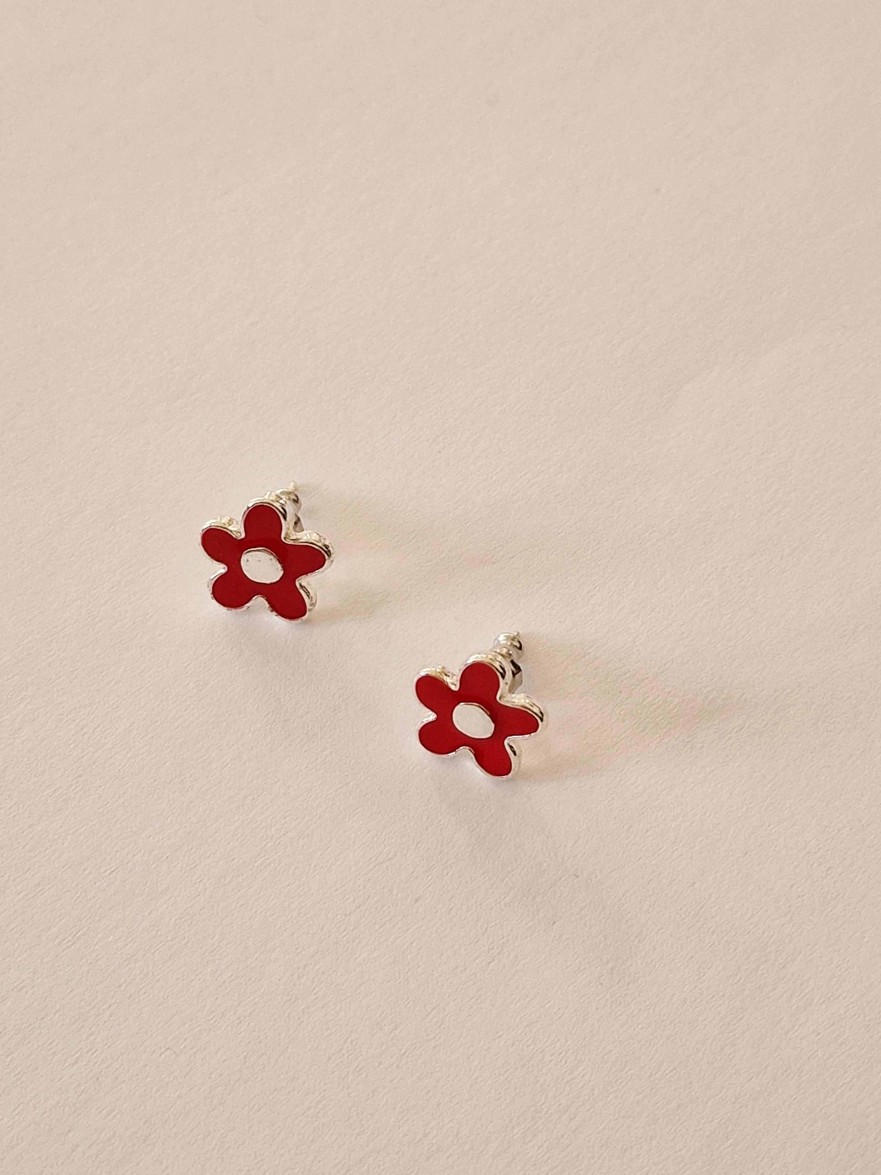 Vintage Silver Plated Red Enamel Flower Stud Earrings - Image 3