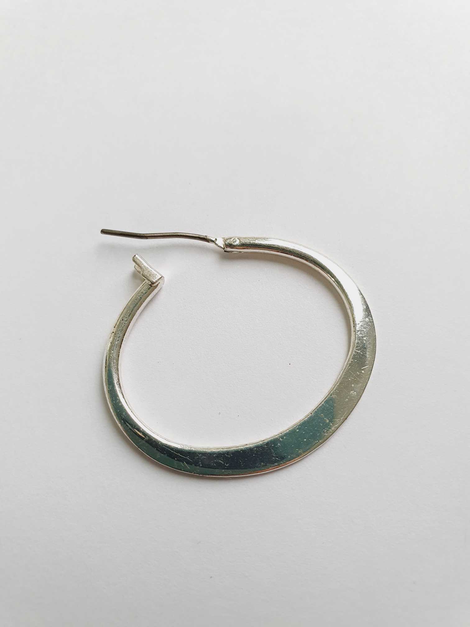 Vintage Silver Toned Oval Hoops - Image 5