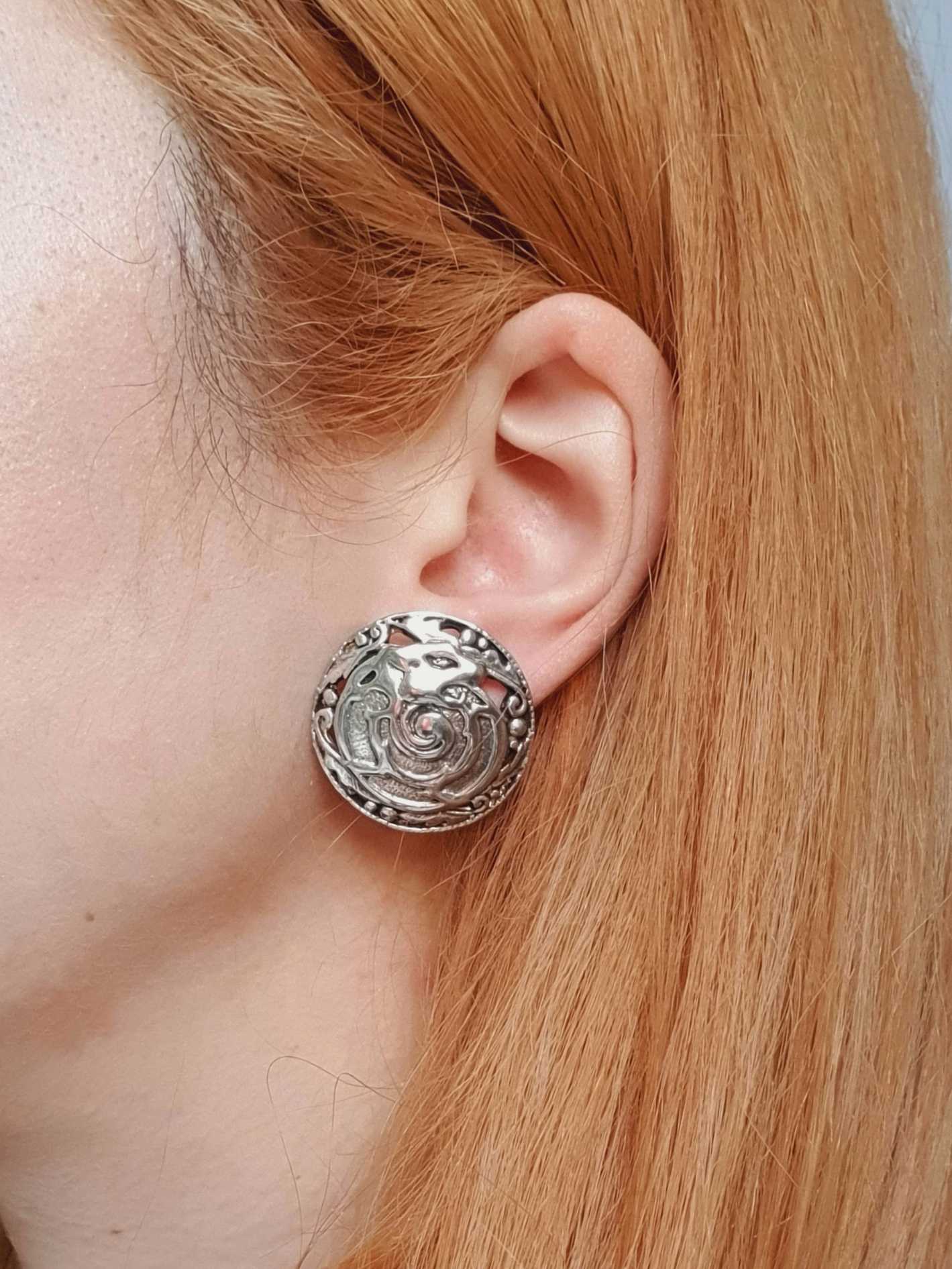 Vintage Silver Toned Textured Round Earrings - Image 2