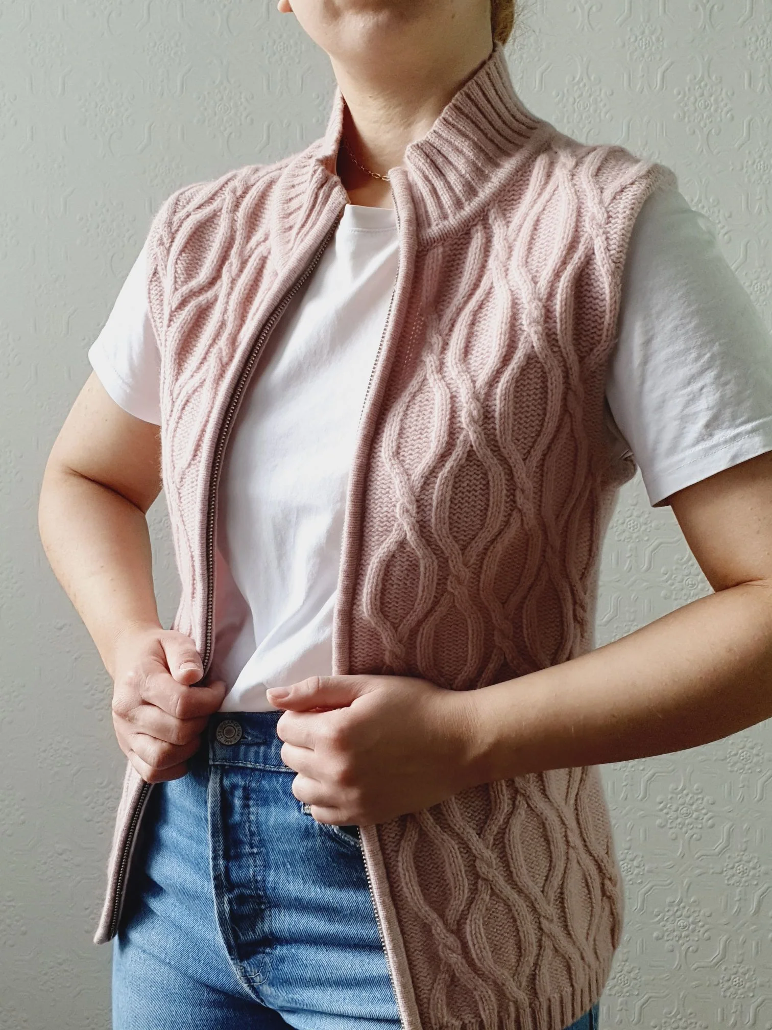 Vintage Soft Pink Lambswool & Cashmere Zip Up Vest - XS/S - Image 5