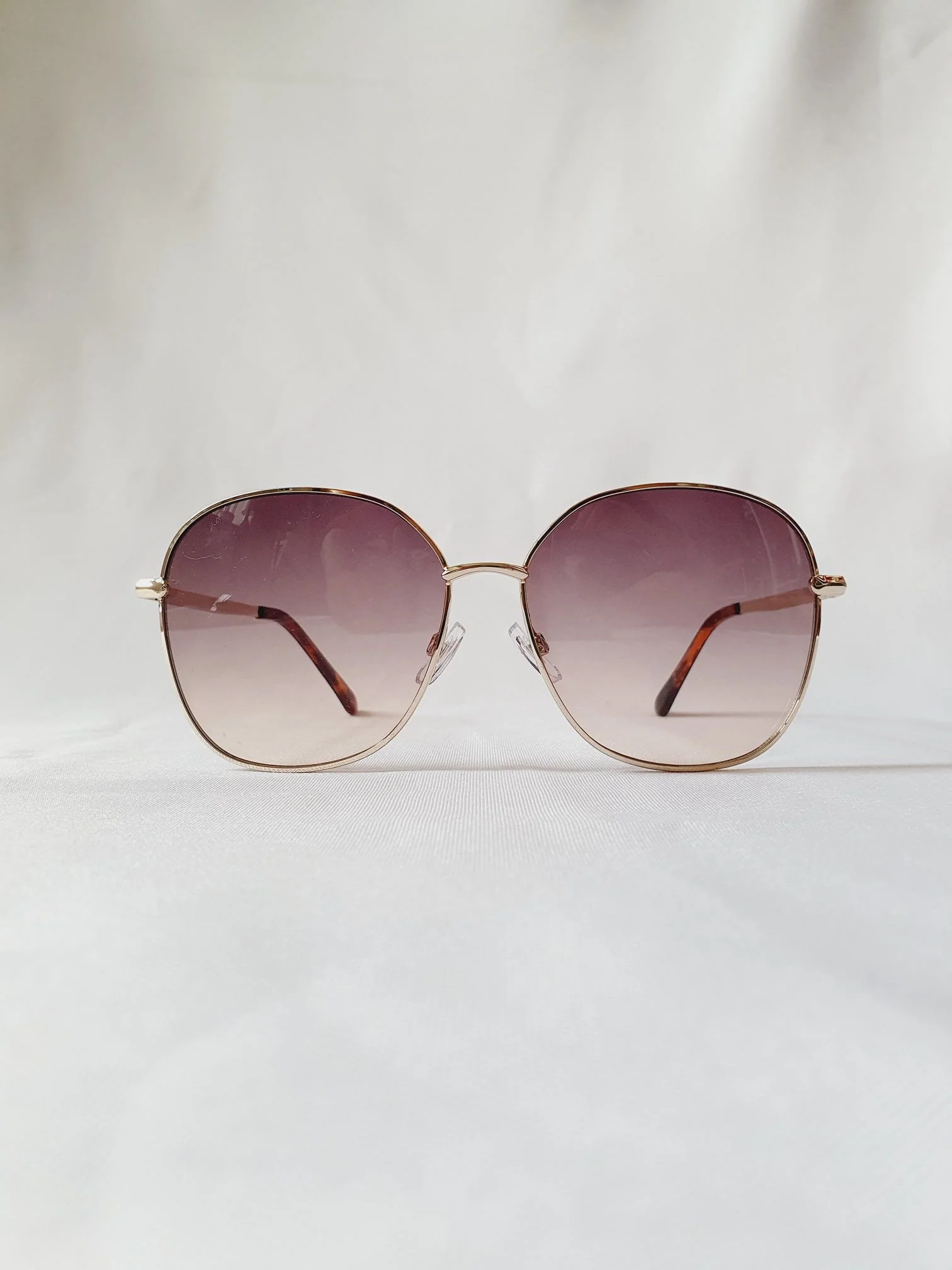 Vintage Sunglasses 21 - Image 3