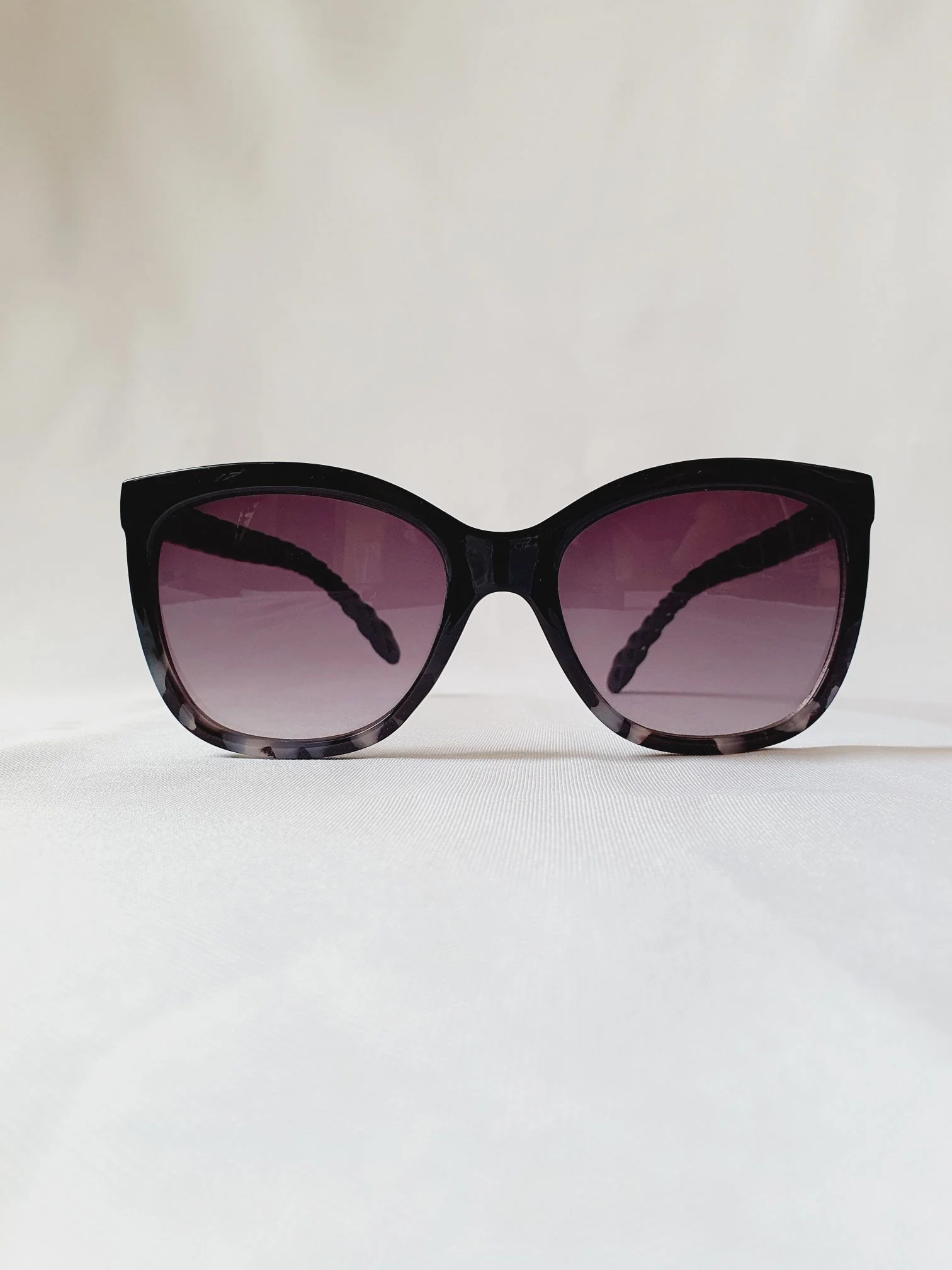 Vintage Sunglasses 27 - Image 3