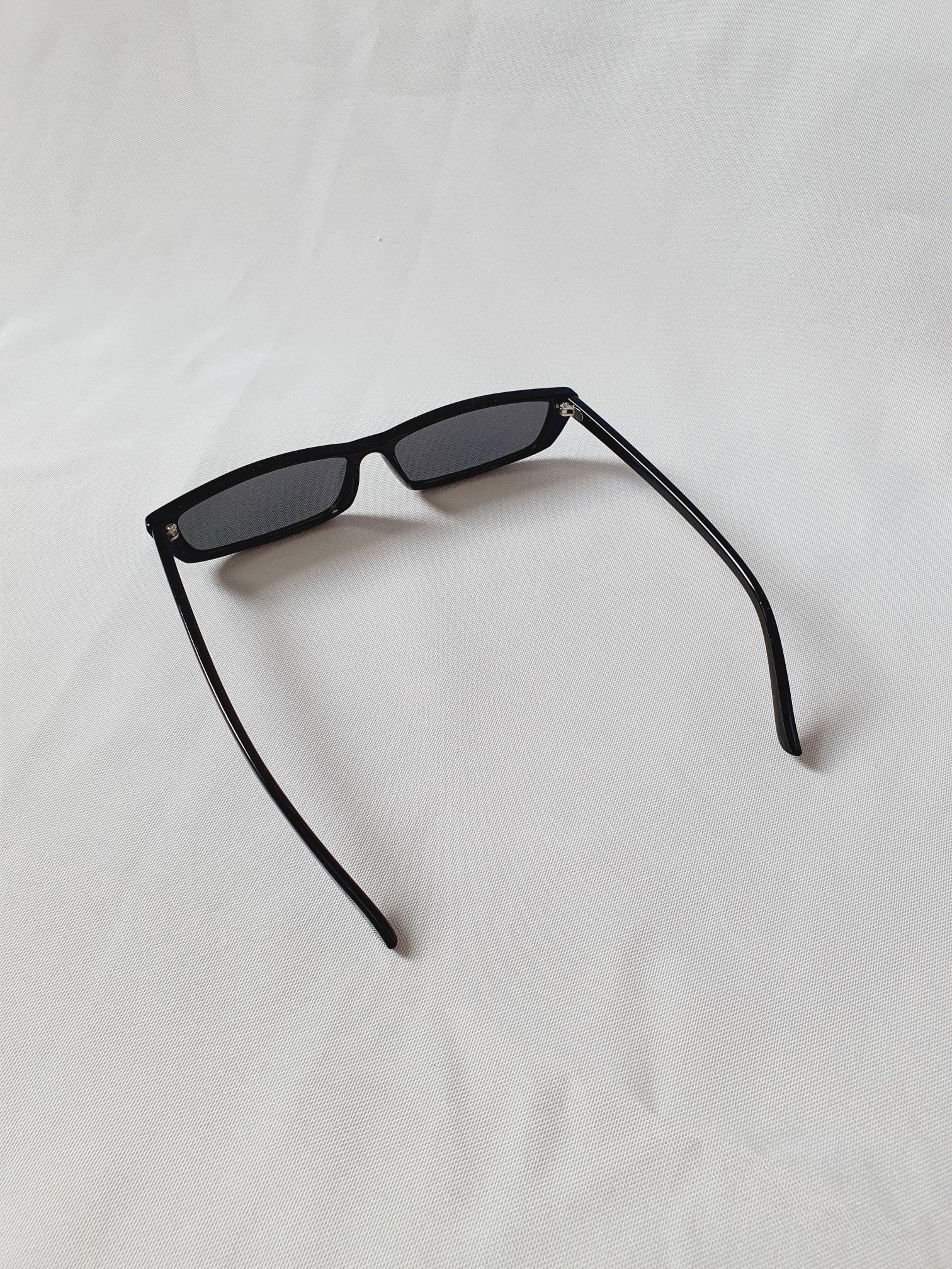 Vintage Sunglasses 28 - Image 6