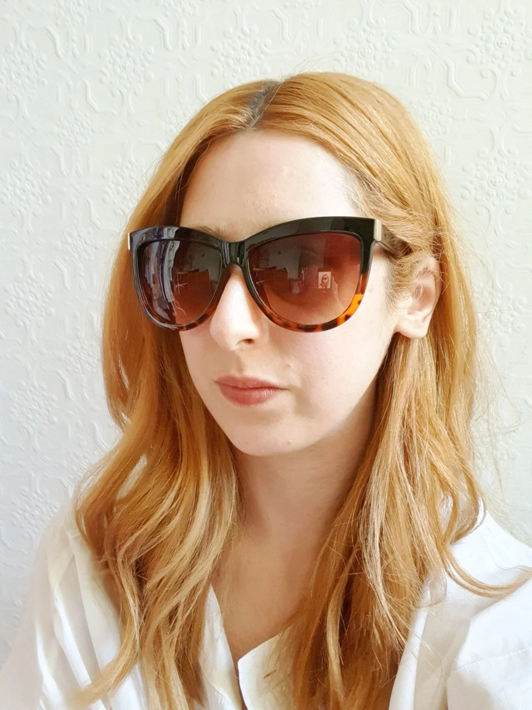 Vintage Sunglasses 32 - Image 2