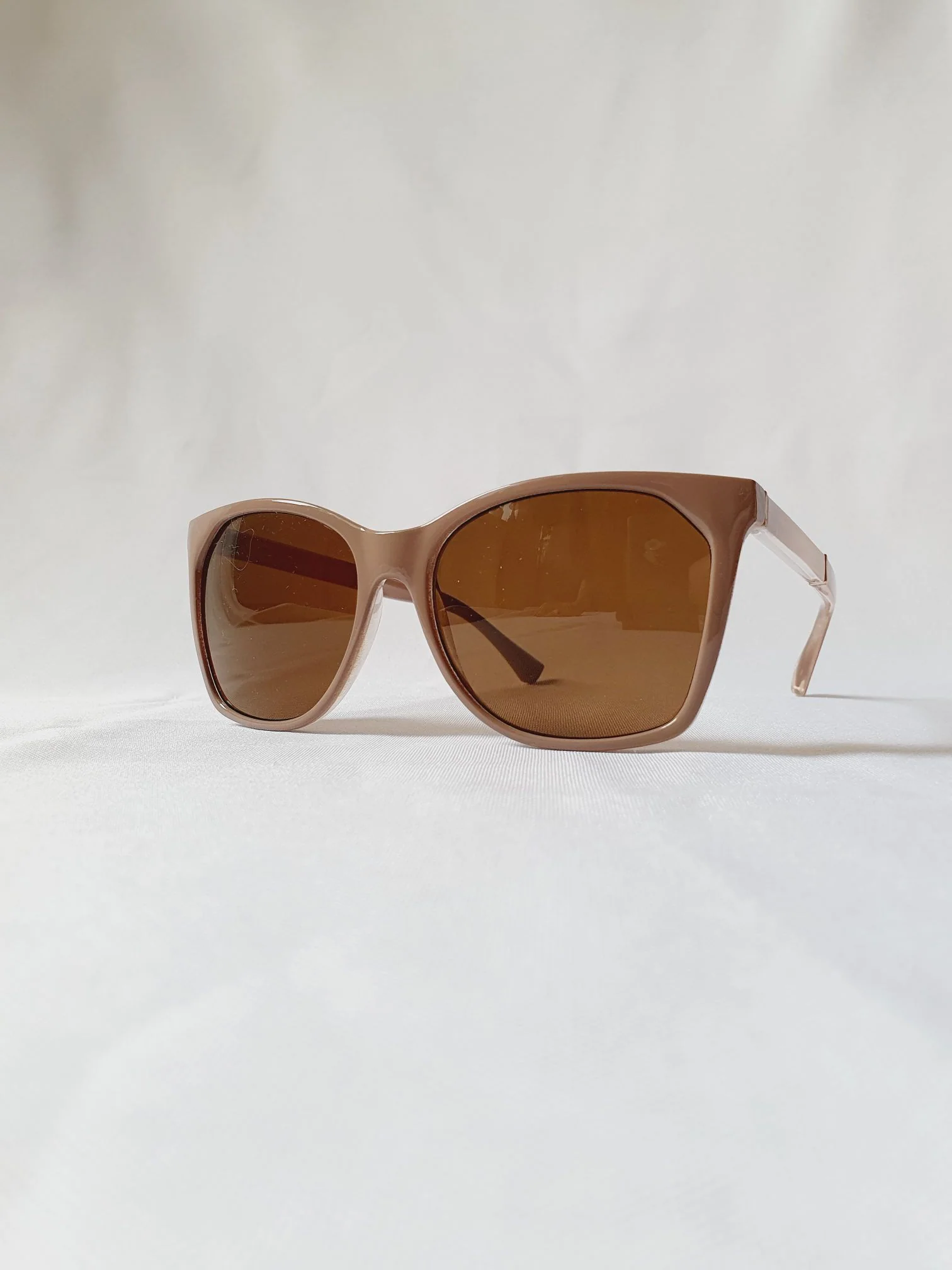 Vintage Sunglasses 34 - Image 4